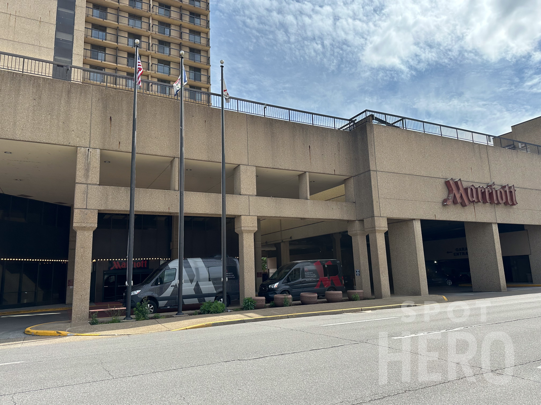 Photo of 200 Lee St. E Charleston - Charleston Marriott Town Center Garage