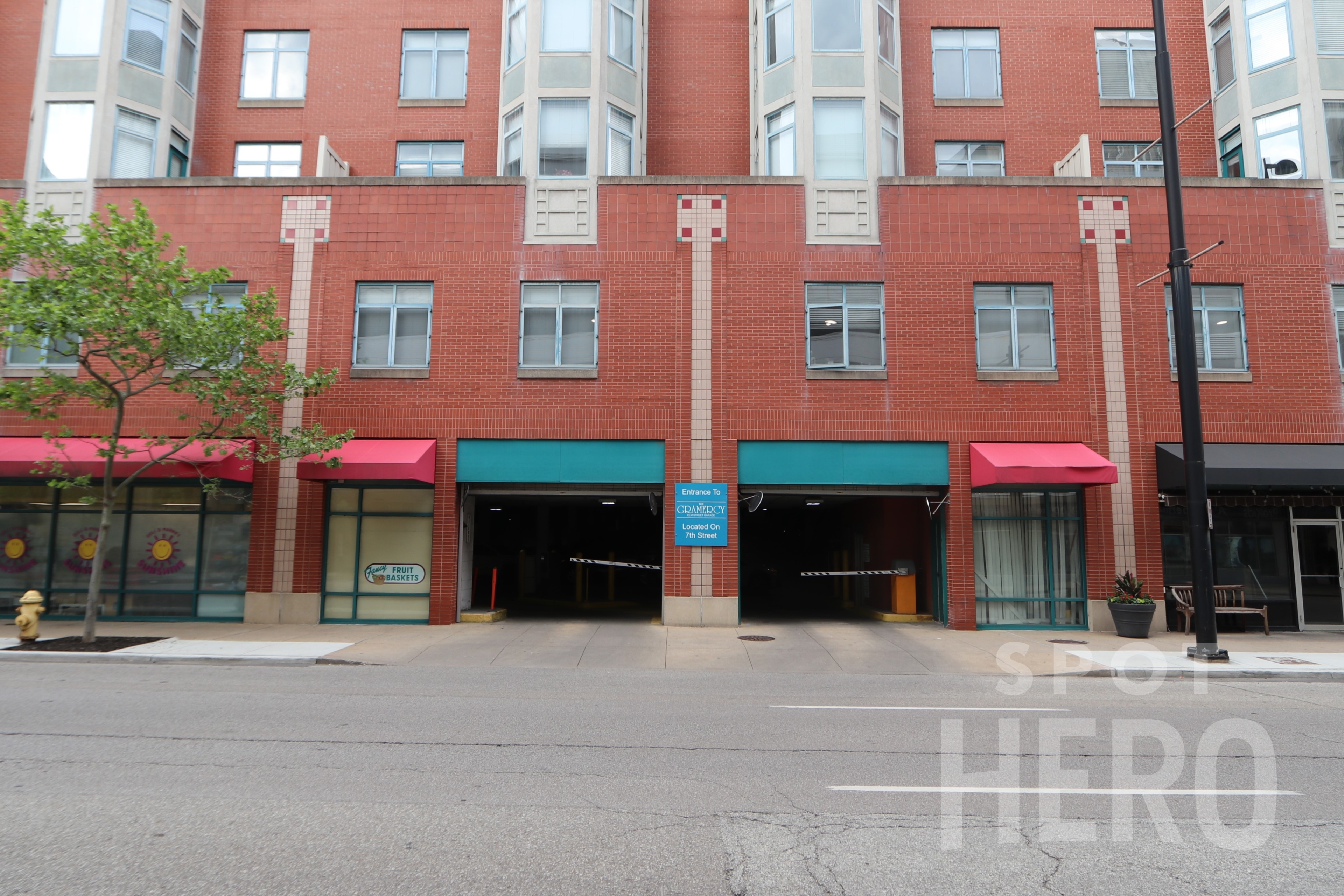 Photo of 710 Elm St. - Gramercy Garage
