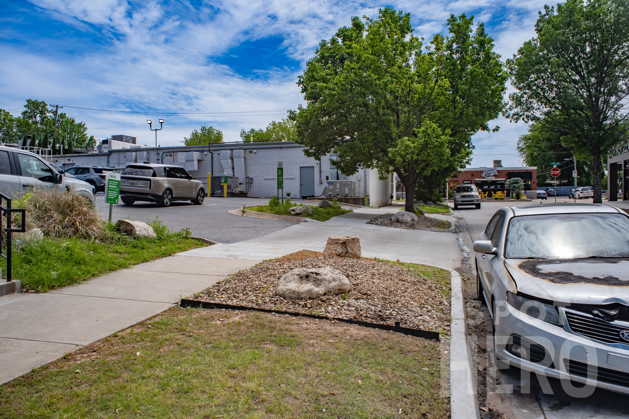 Photo of 1441 S St. Louis Ave. (1529 E 15th St.) - Holé Molé Lot