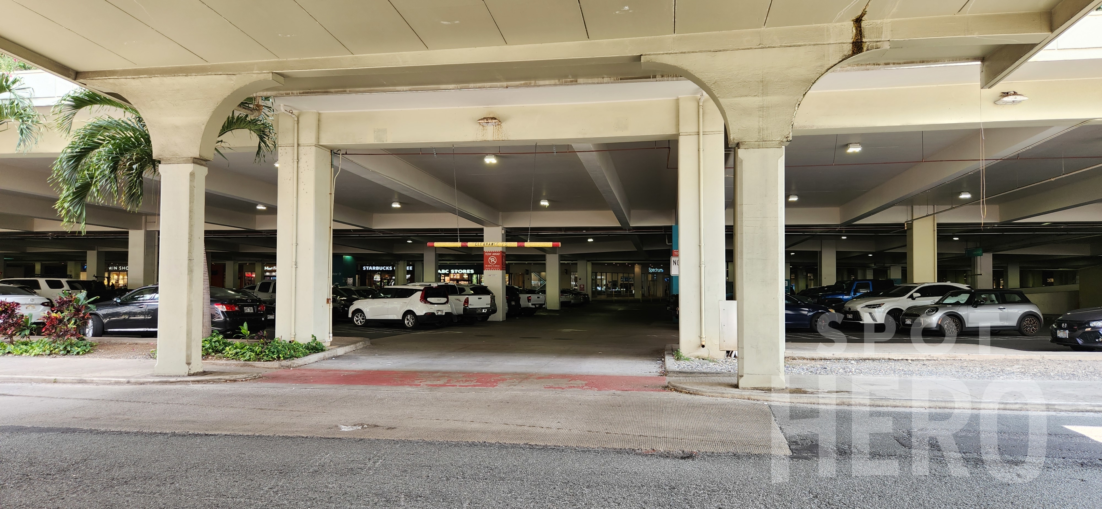 Photo of 1371 Kona St. (1450 Ala Moana Blvd.) - Ala Moana Center Garage