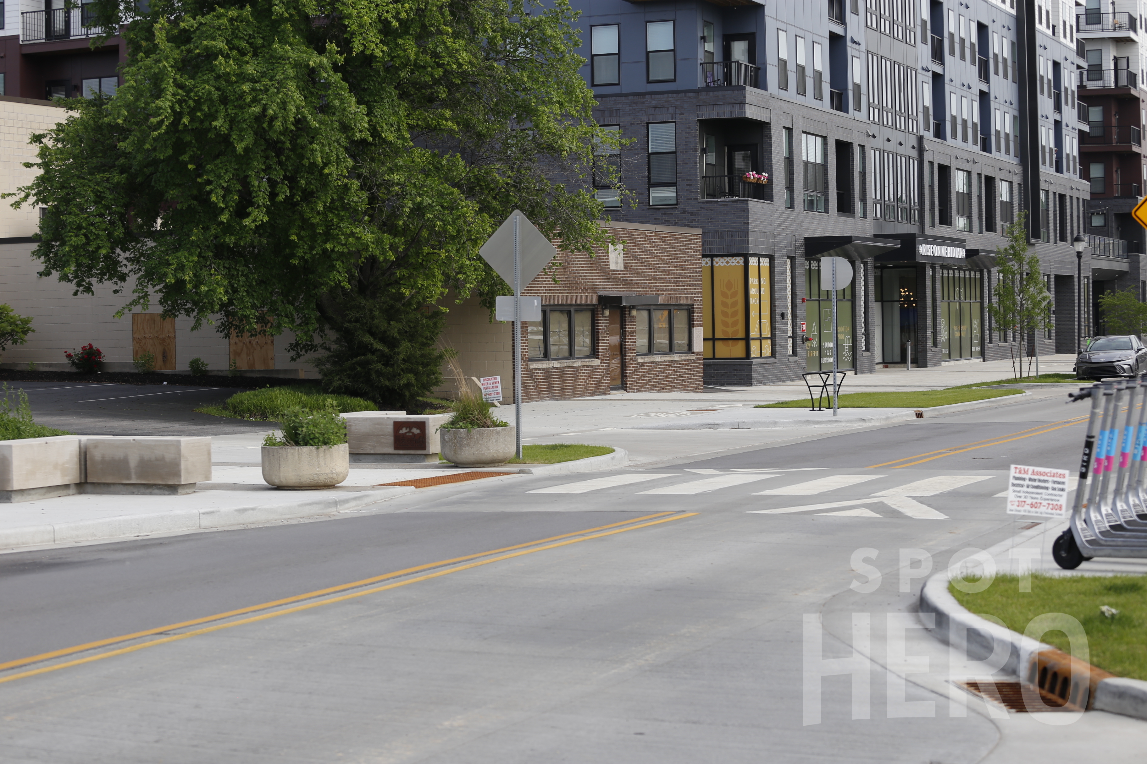 Photo of 845 South Meridian St (Bobby's Paved Parking) - Lot