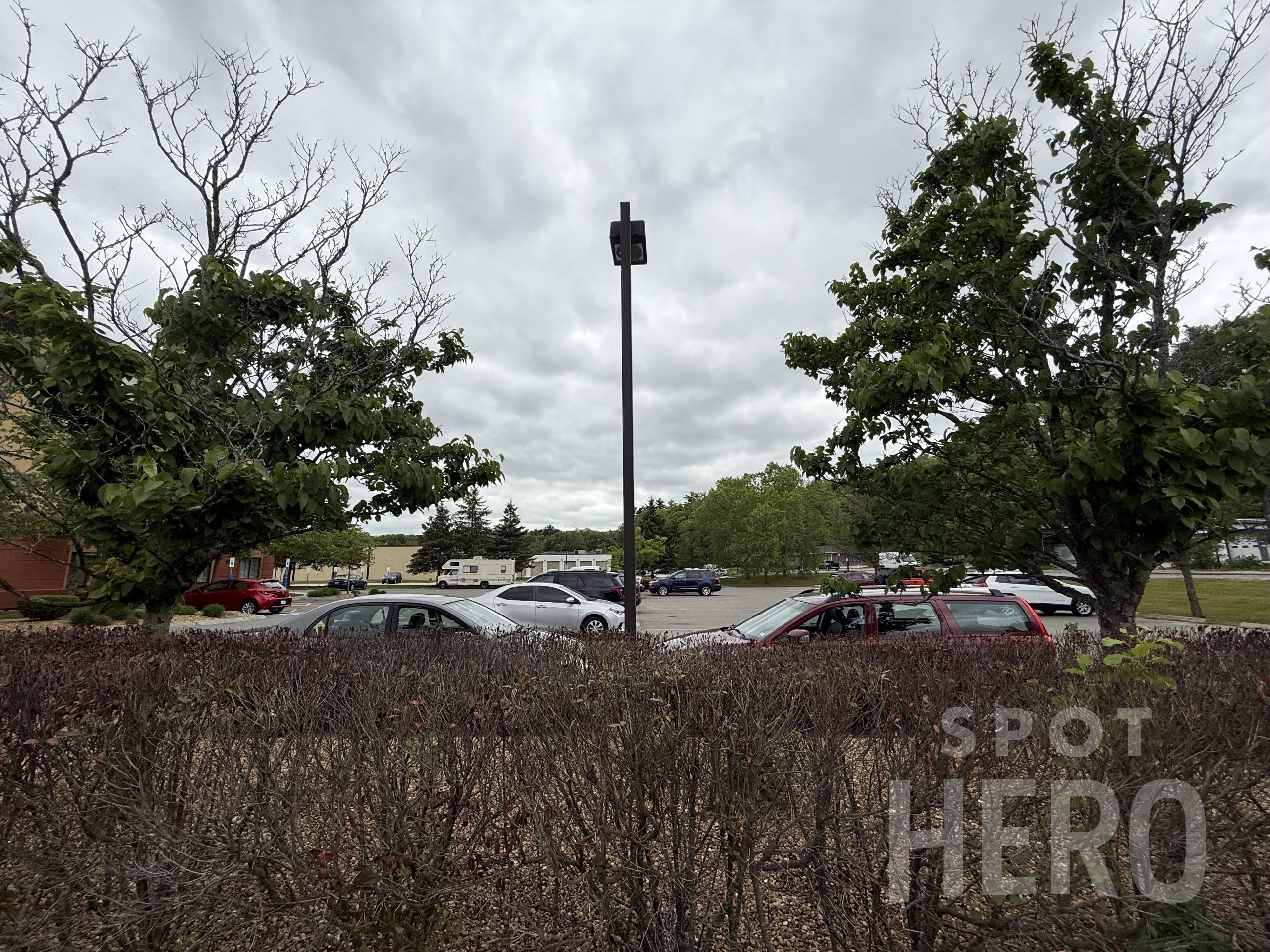 Photo of 1 Winston St. (2280 Brown Ave.) - Holiday Inn Manchester Airport lot
