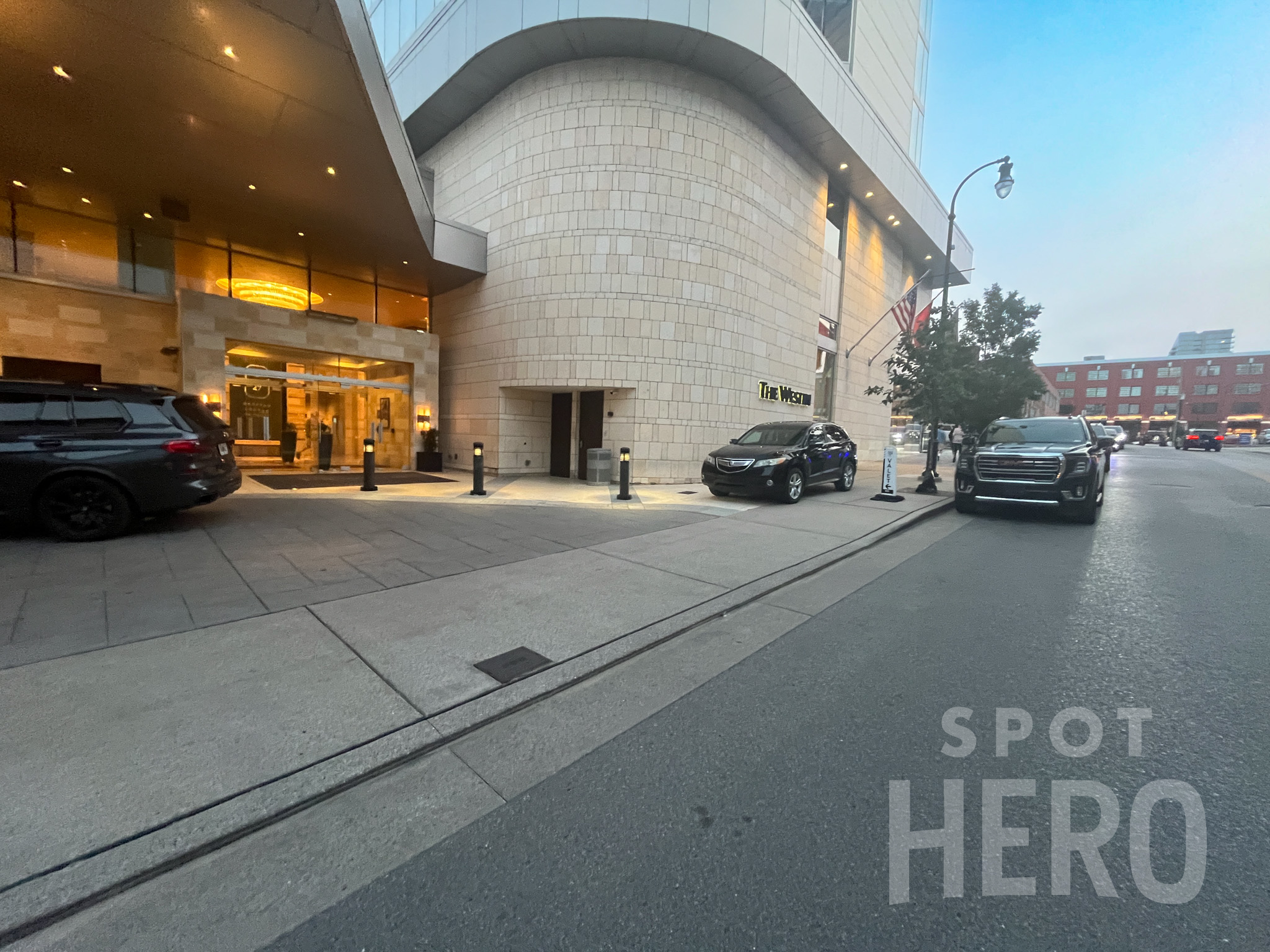 Photo of The Westin Nashville Valet. - 807 Clark Pl