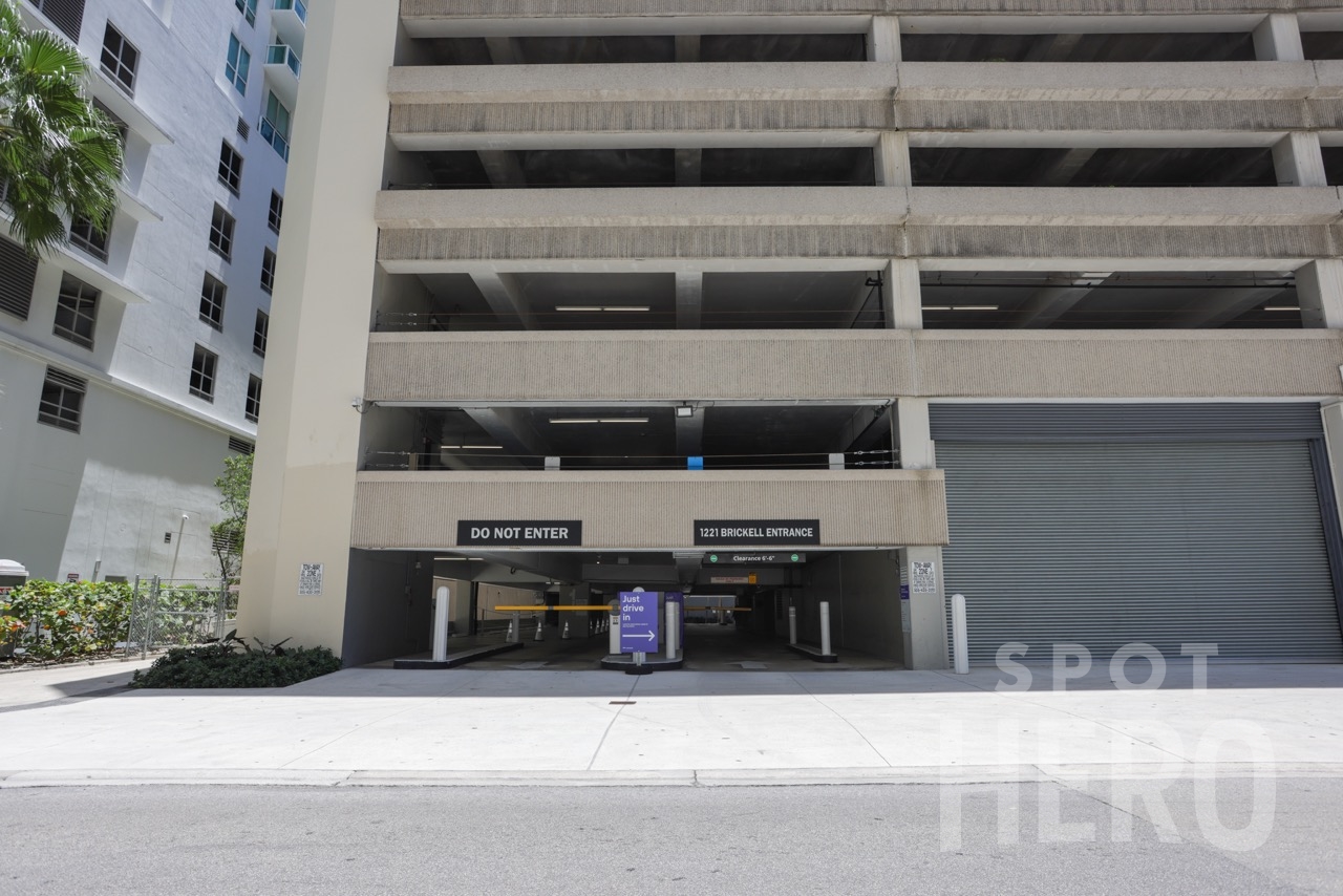 Photo of 164 SE 12th Ter. (1221 Brickell Ave.) - 1221 Brickell Garage