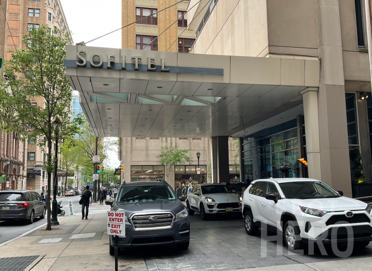 Photo of 120 S 17th St. - Sofitel Philadelphia Valet Stand