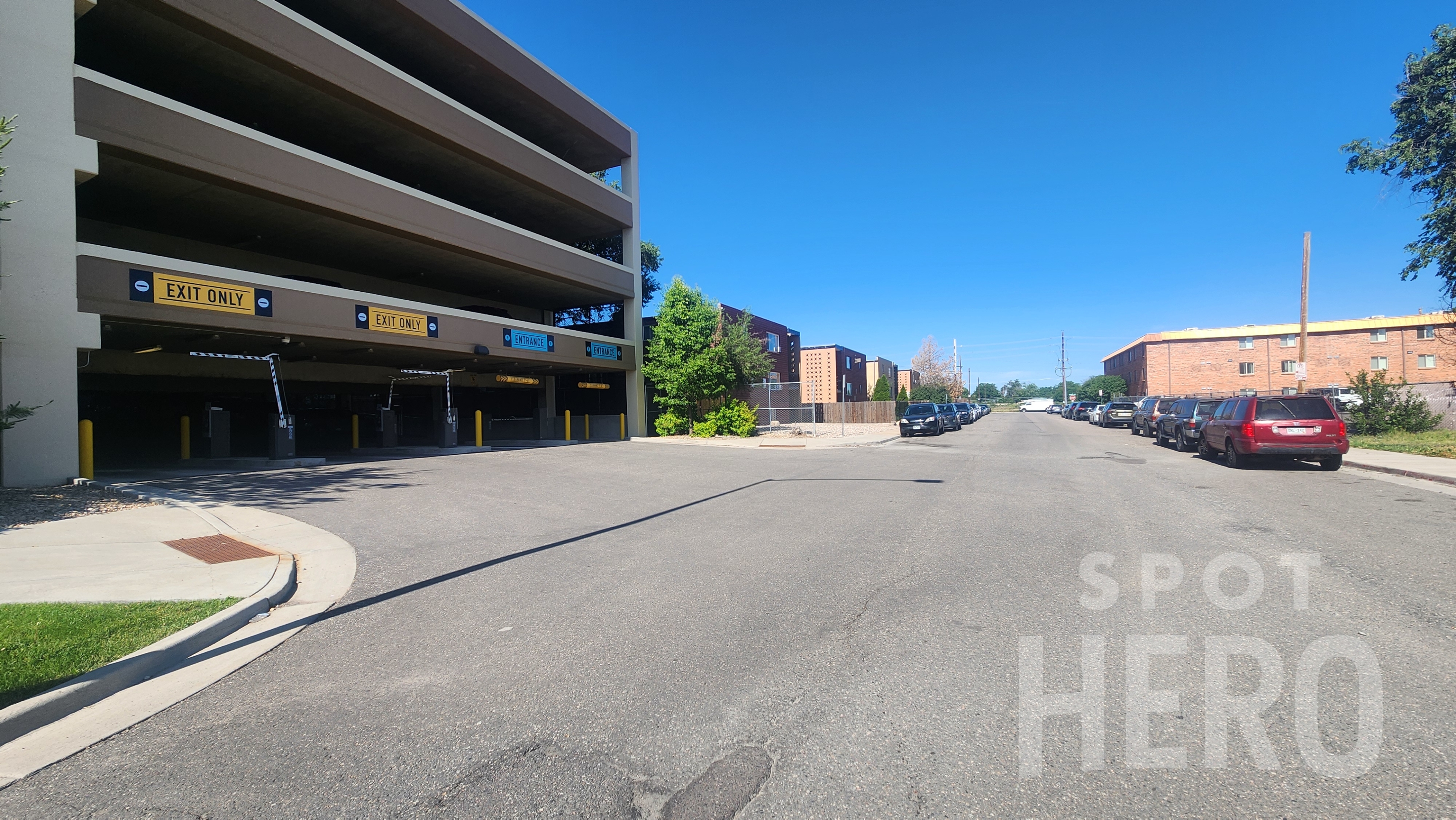 Photo of 13200 E 14th Pl. - Hyatt Aurora Garage