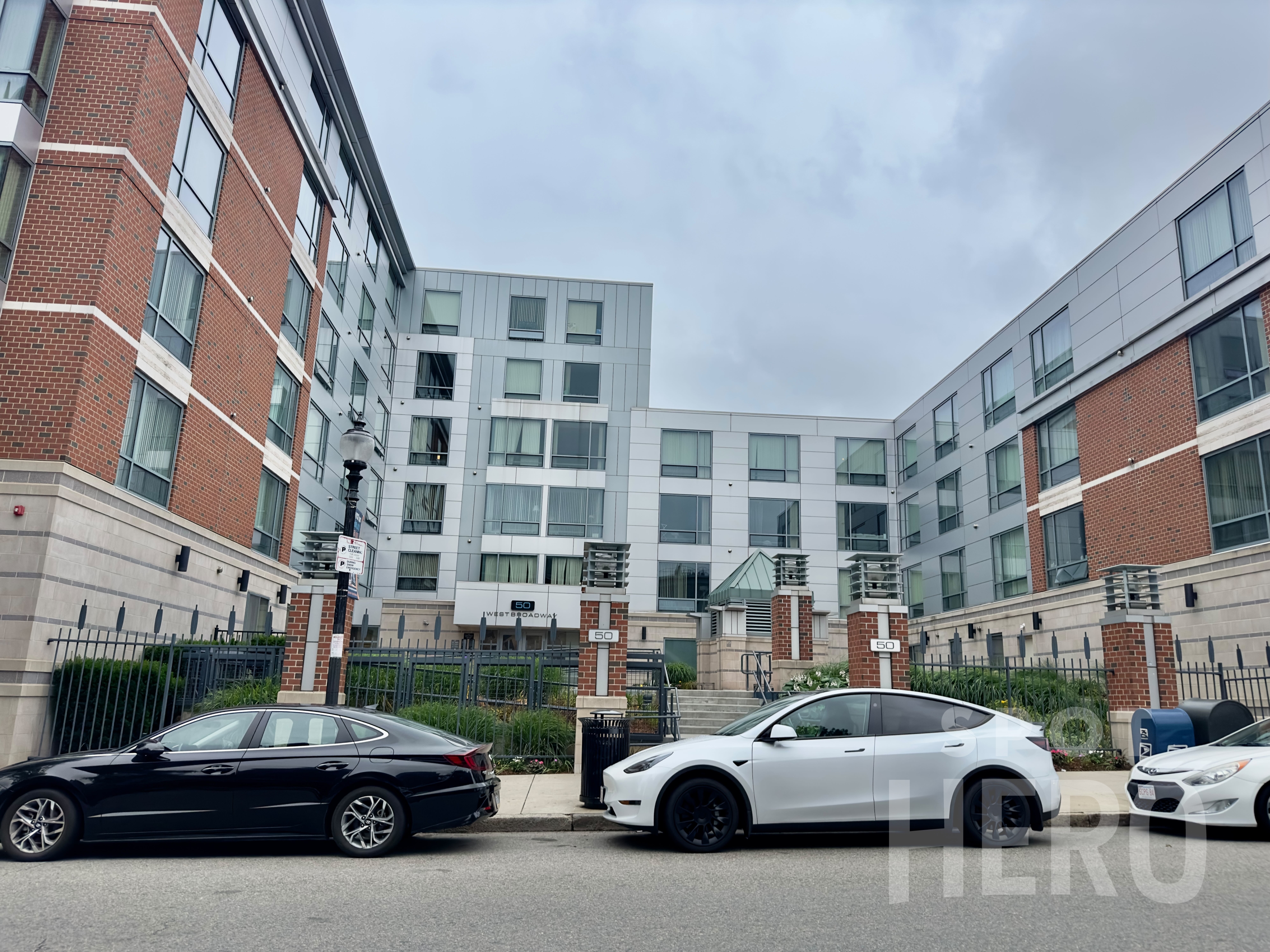 Photo of 50 W Broad St. - Hotel LeVeque - Valet
