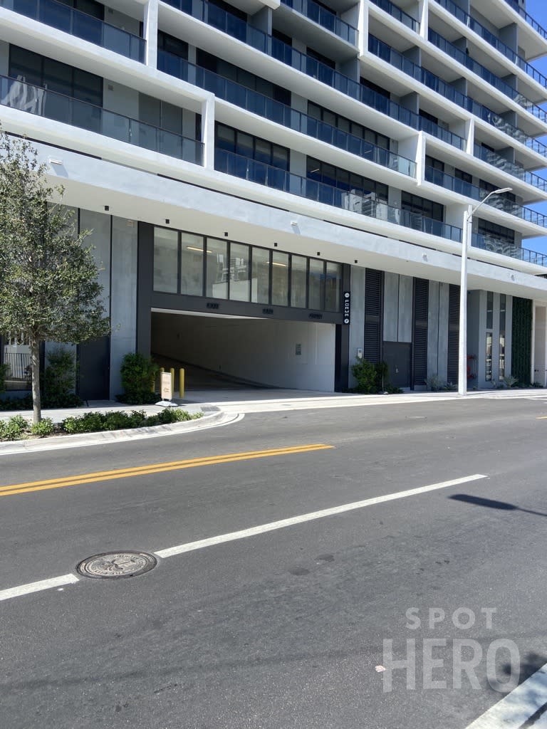 Photo of 2910 Biscayne Blvd. - Whole Foods Market Midtown Miami Garage