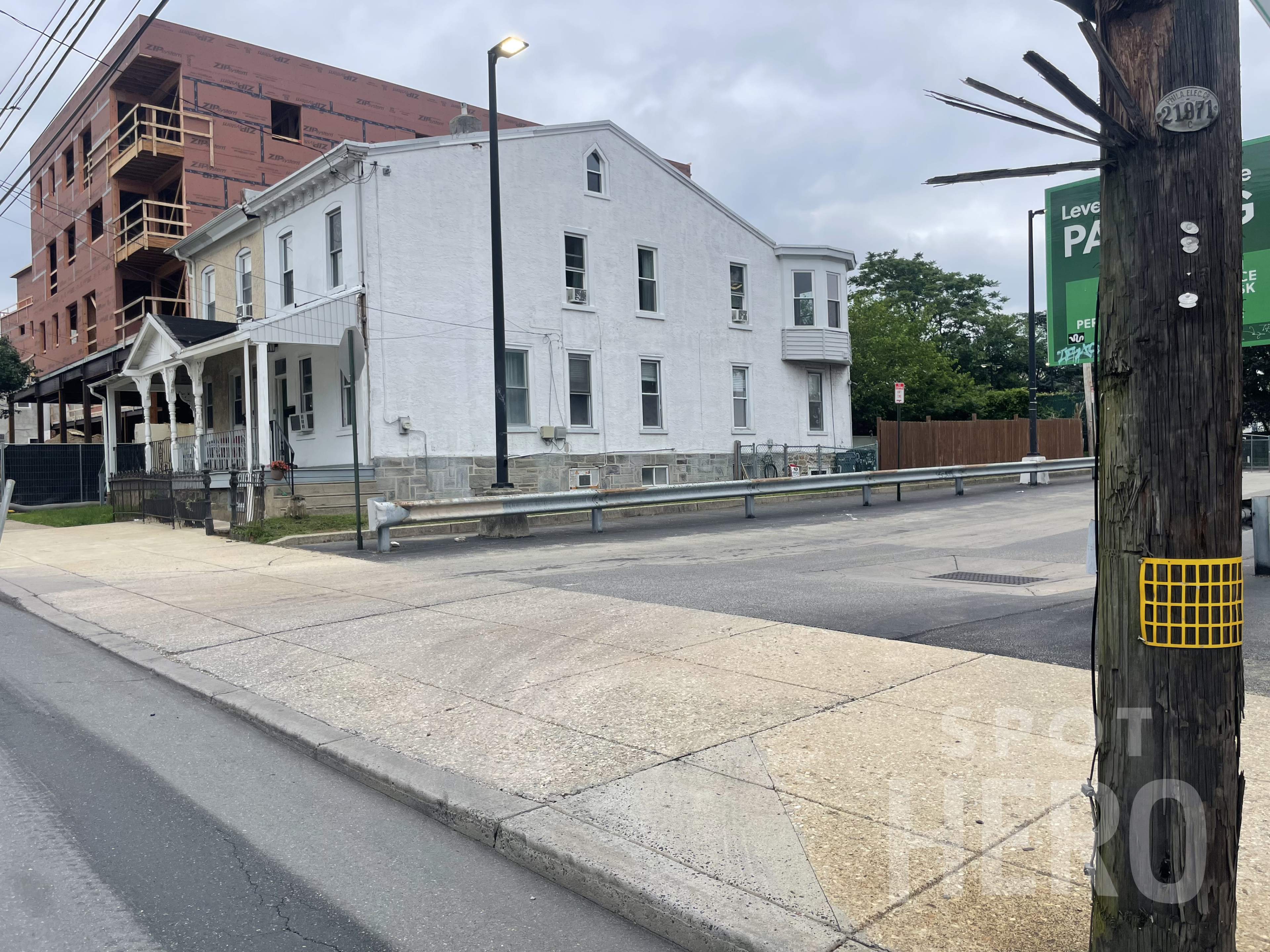 Photo of 465 Leverington St. - Lot