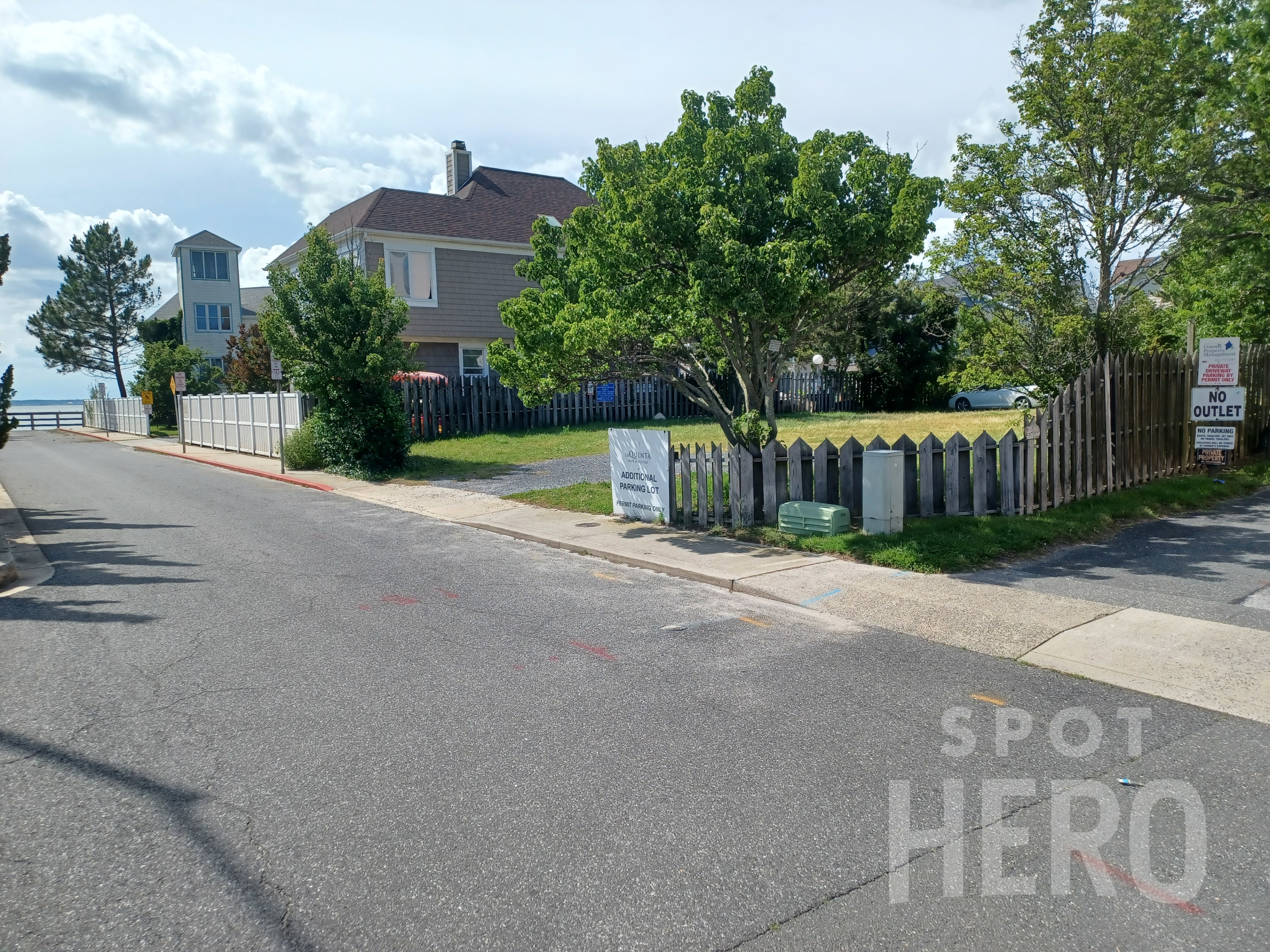Photo of 300 33rd St. - LaQuinta Overflow Lot
