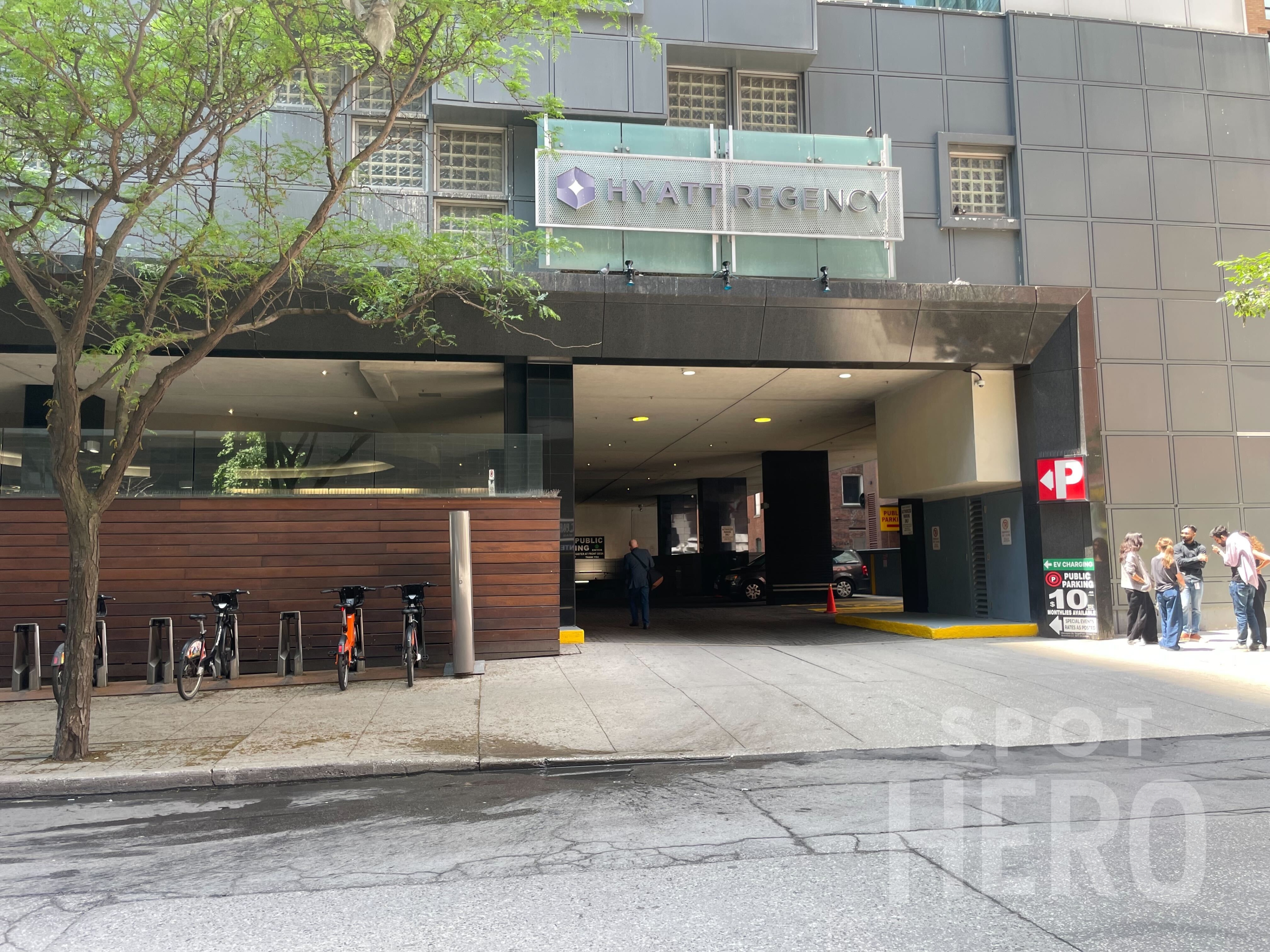 Photo of 33 Widmer St. (370 King St. W) Hyatt Regency - Garage #229