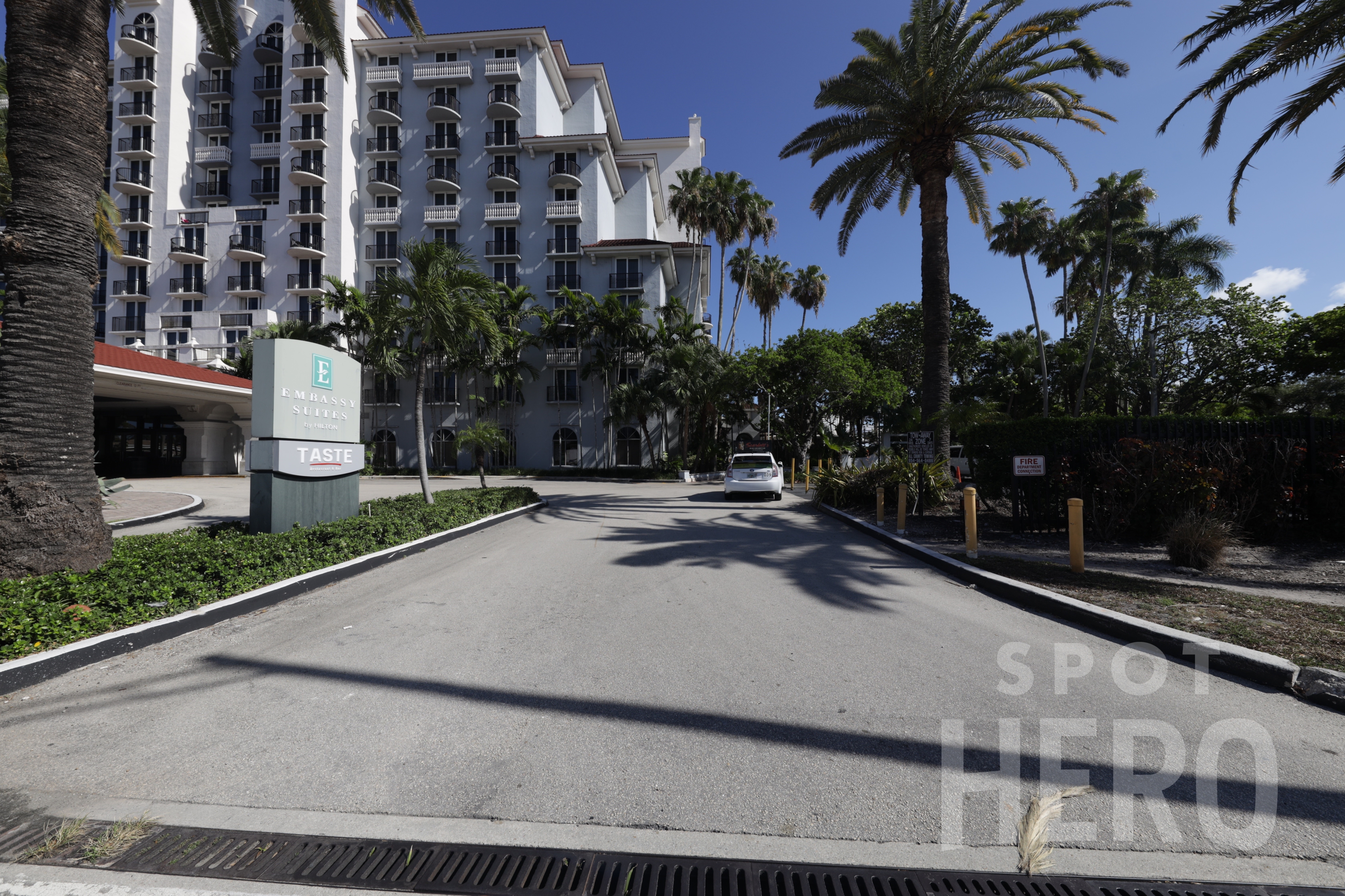 Photo of Embassy Suites Ft Lauderdale (Valet). - 1100 SE 17th St