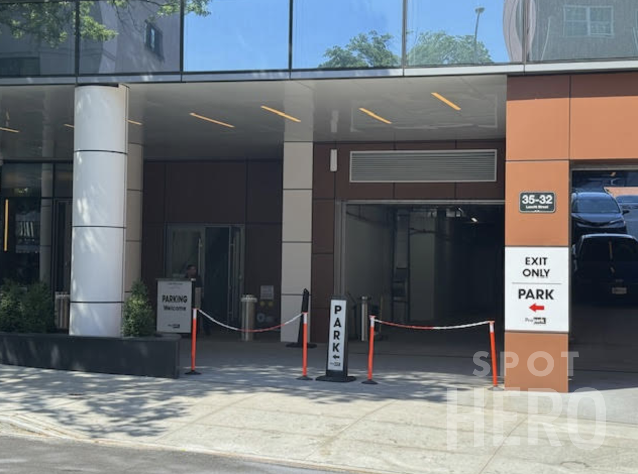 Photo of The Westin Flushing - Covered Valet
