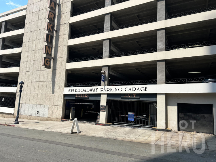 Photo of 930 Seventh Ave. (625 Broadway) - Garage