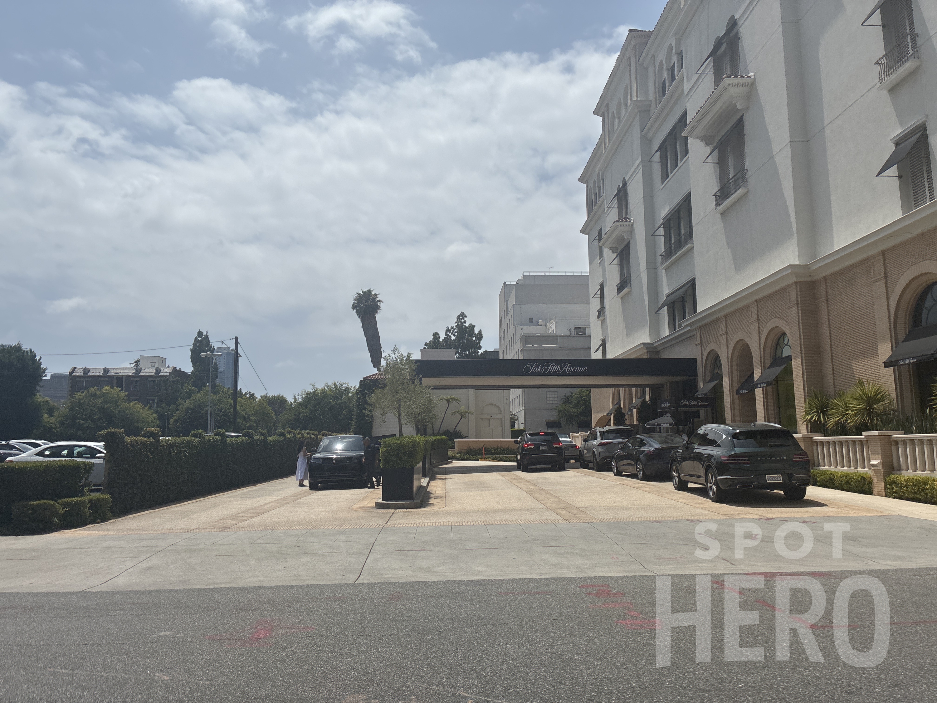 Photo of 9570 Wilshire Blvd. - Saks Fifth Garage