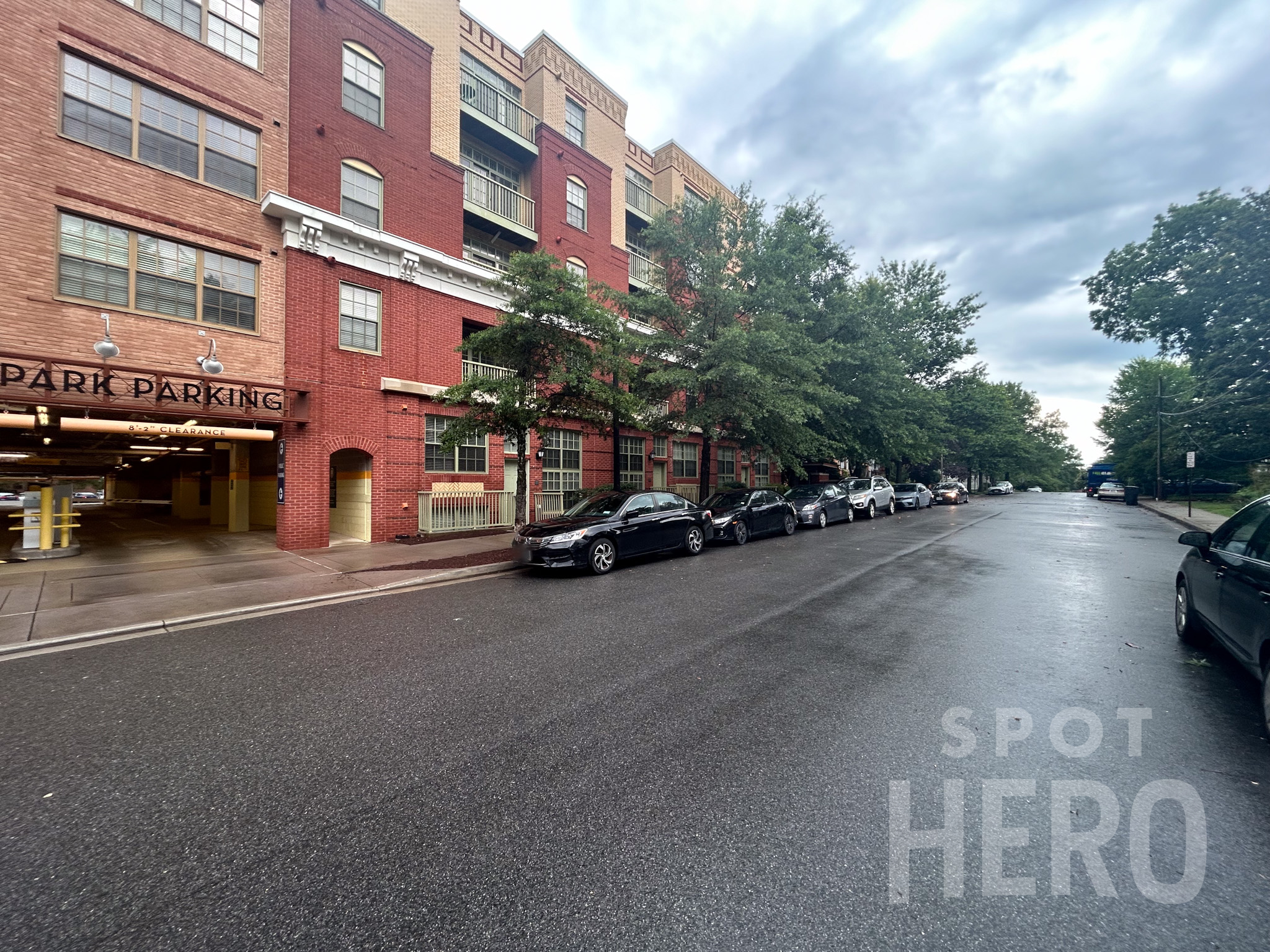 Photo of 925 N Garfield St. - Garfield Park Garage (Lot 858)