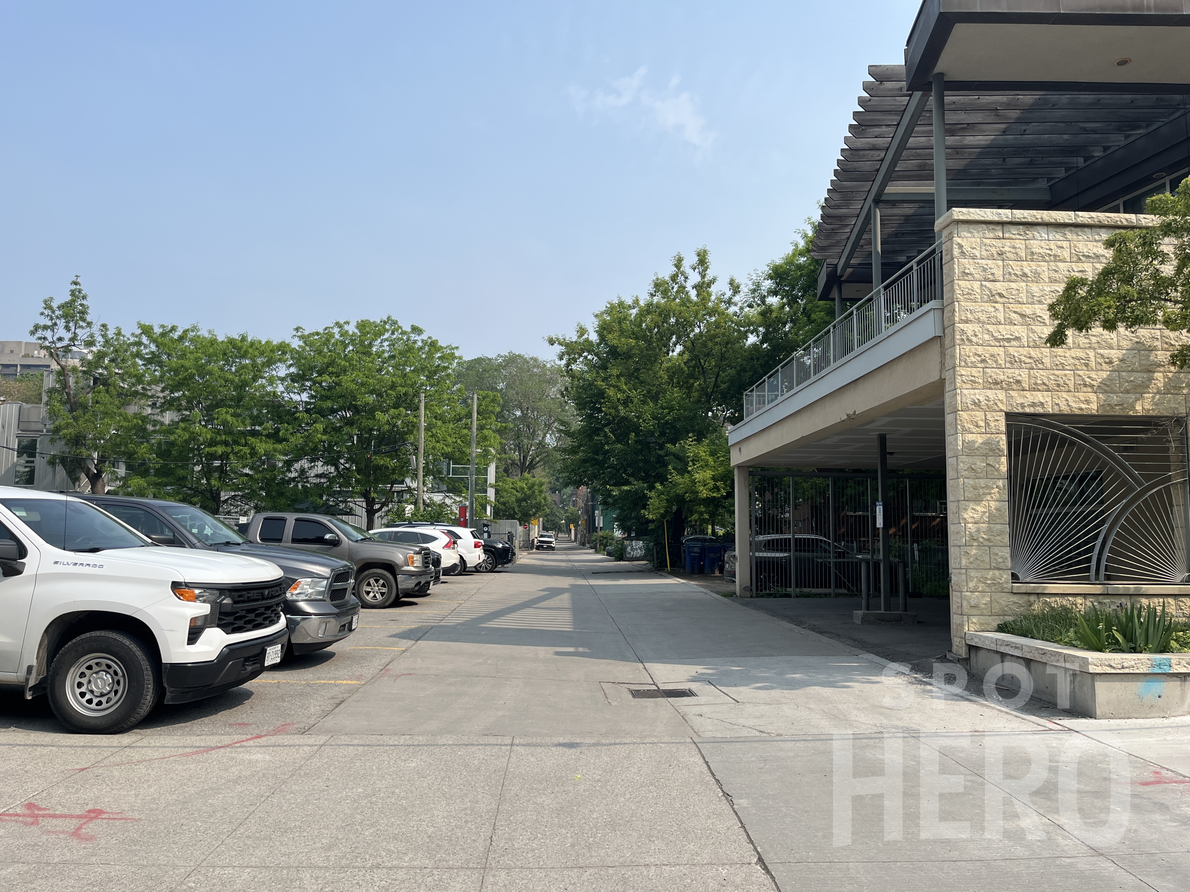 Photo of 36 Harbord St. - Covered Spots