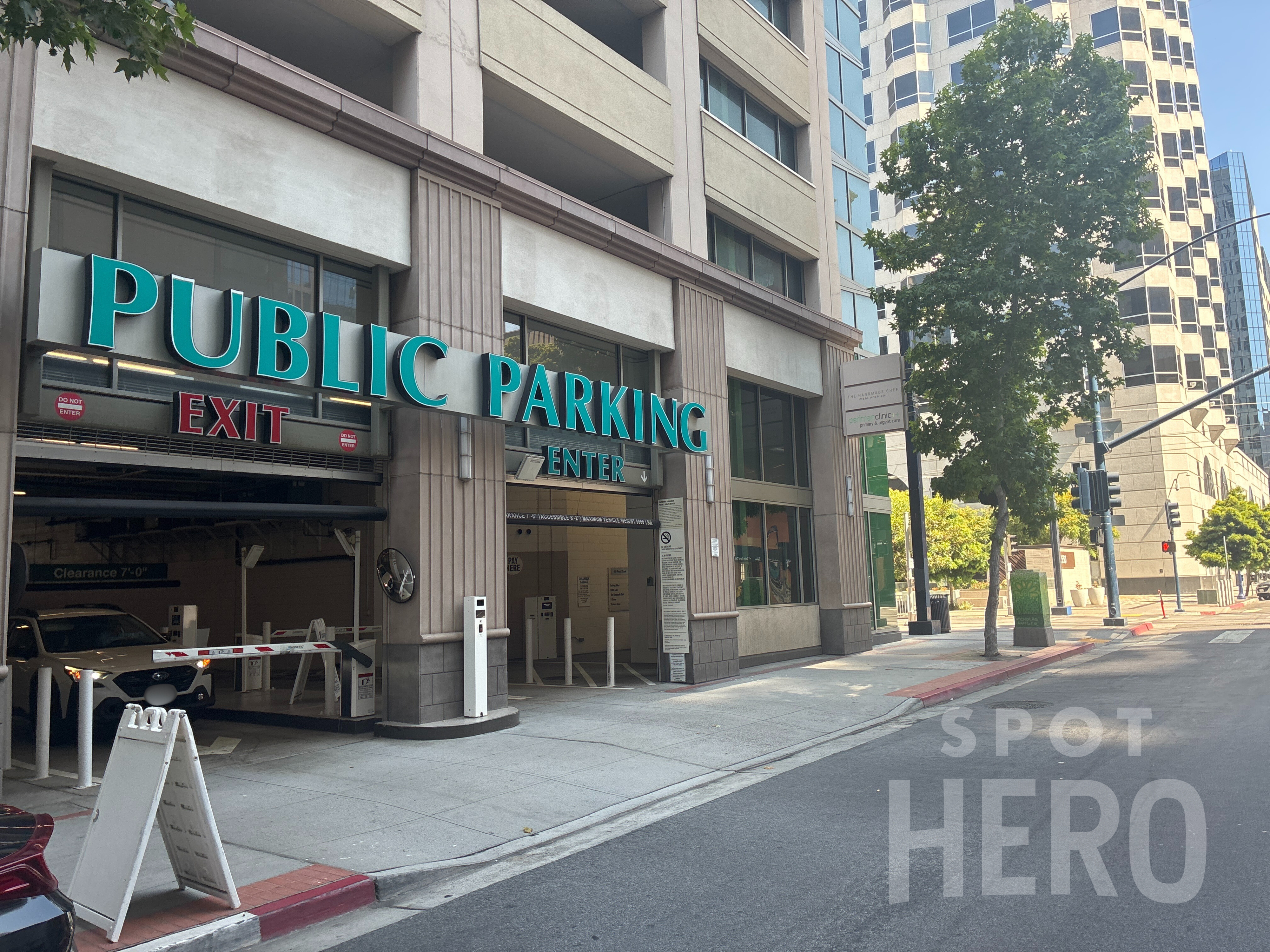 Photo of 1050 Columbia St. (501 West C St) - Columbia Garage