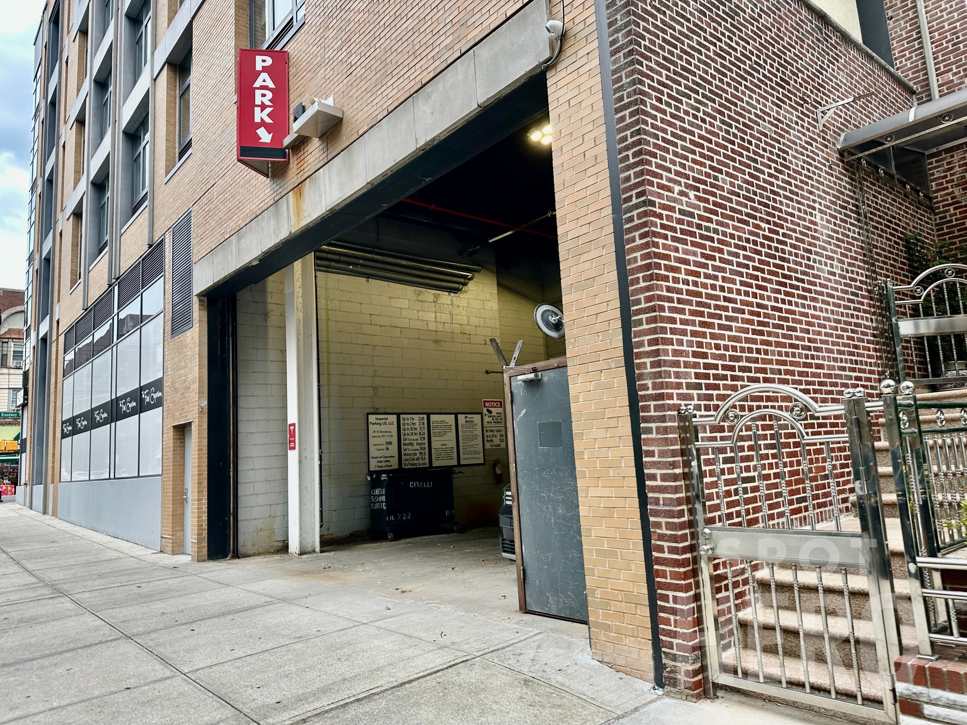 Photo of 33-01 29th St. (29-10 Broadway) - Garage