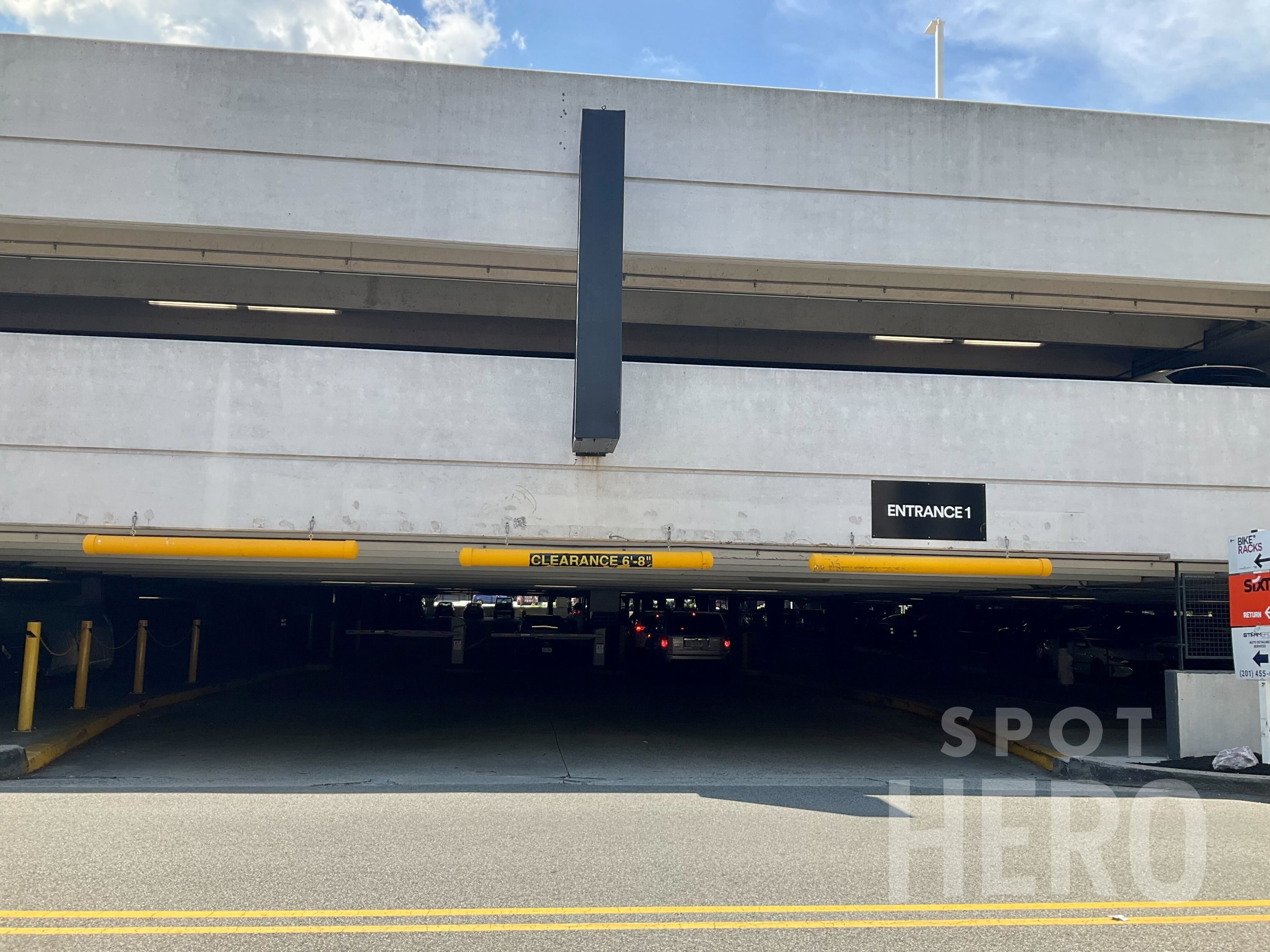 Photo of 49 Mall Drive West - Garage