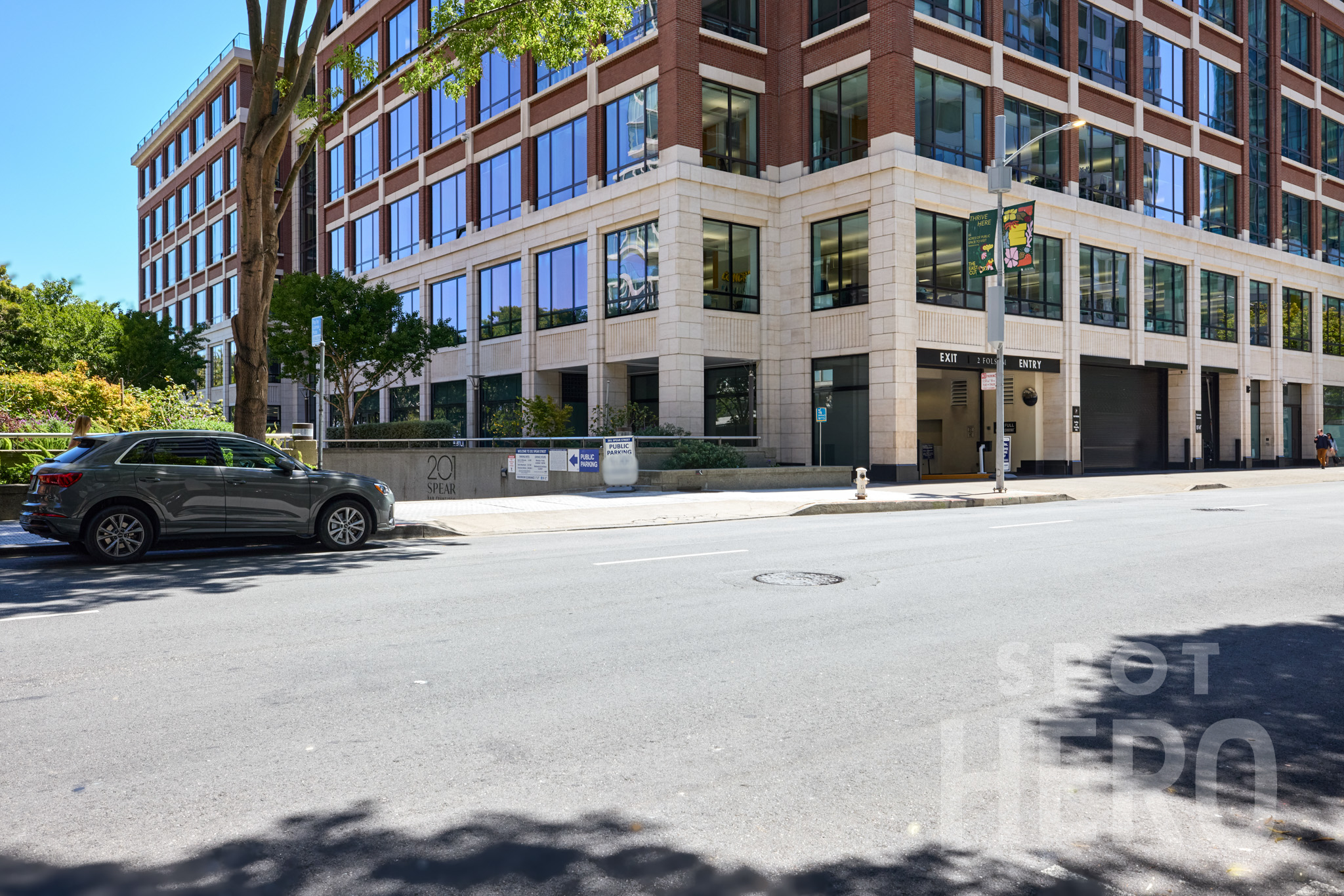 Photo of 201 Spear St. - Garage