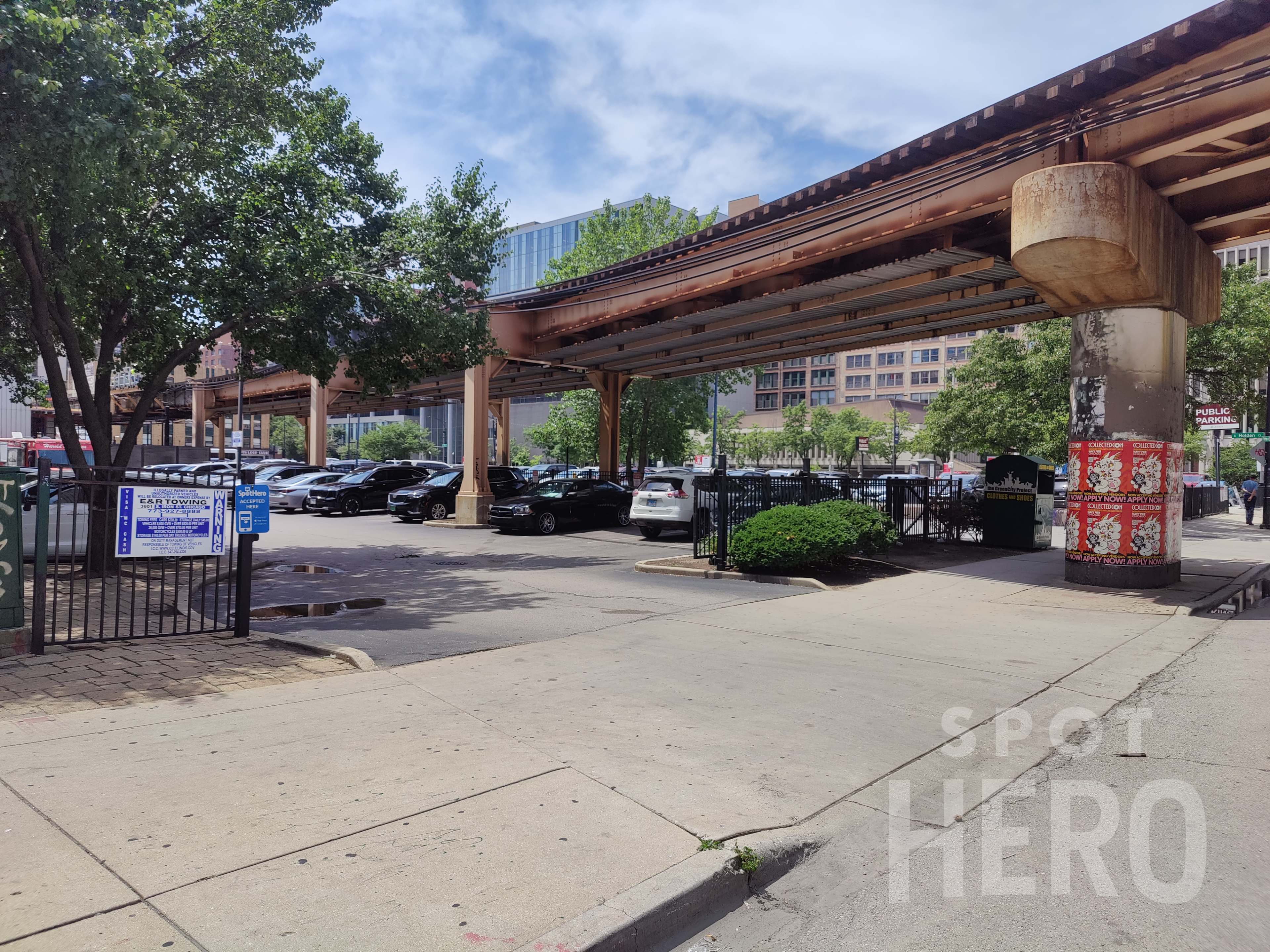 Photo of 33 E Harrison St (600 S Wabash)