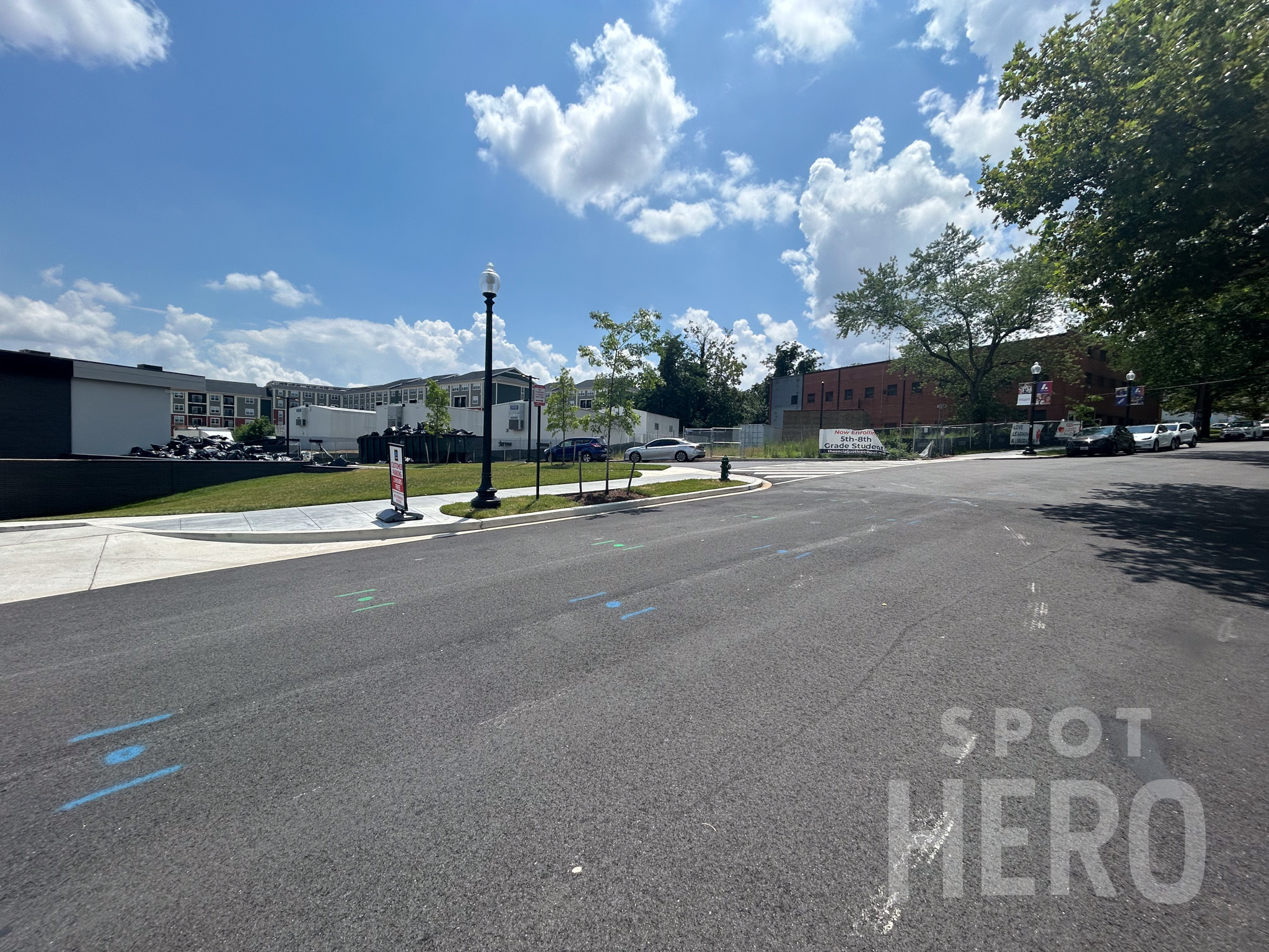 Photo of 325 Kennedy St. NE (5300 South Dakota Ave. NE) - Fort Totten Aldi Garage (Lot 1027)