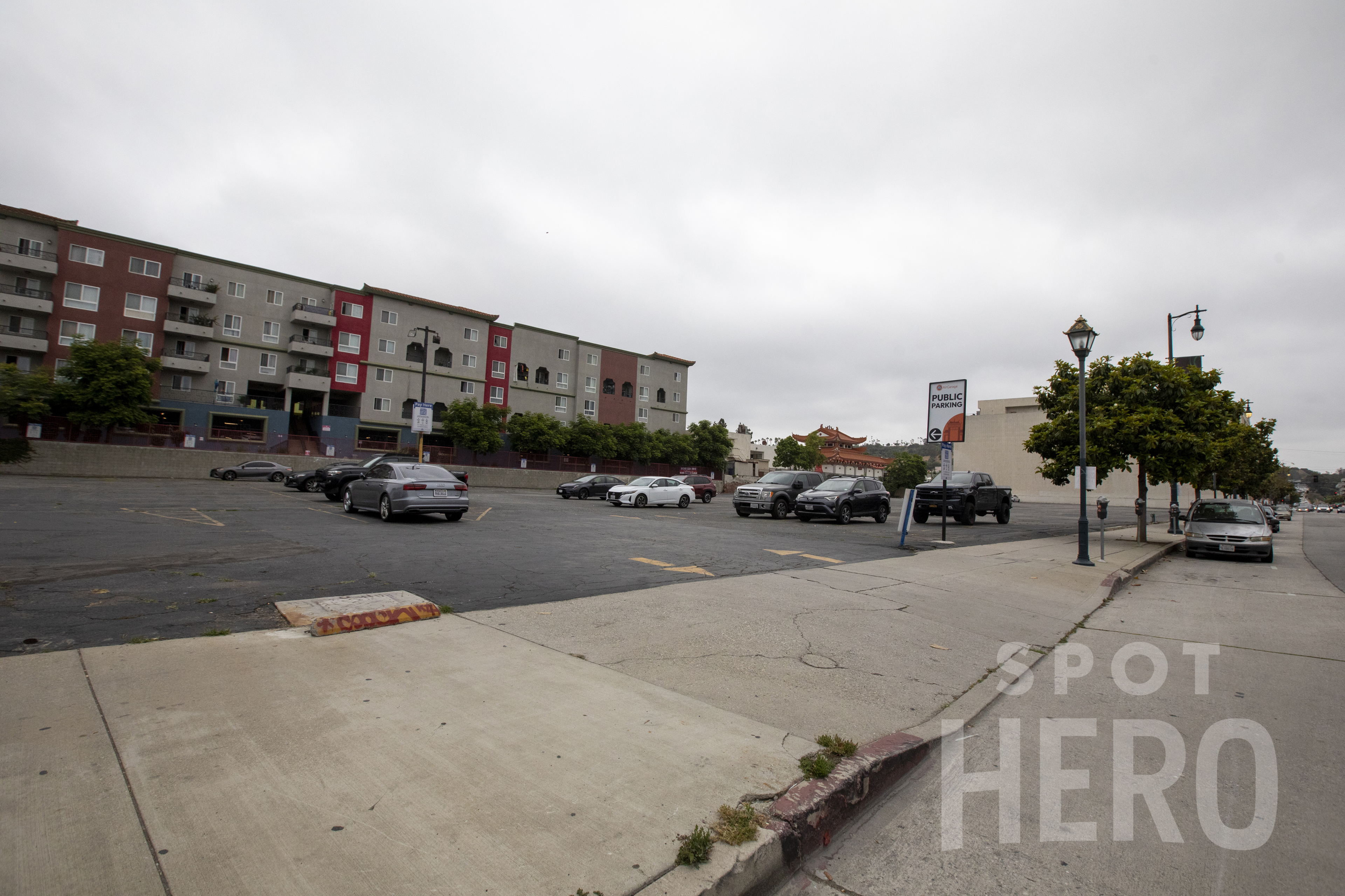Photo of 717-759 N Hill St. - Lot