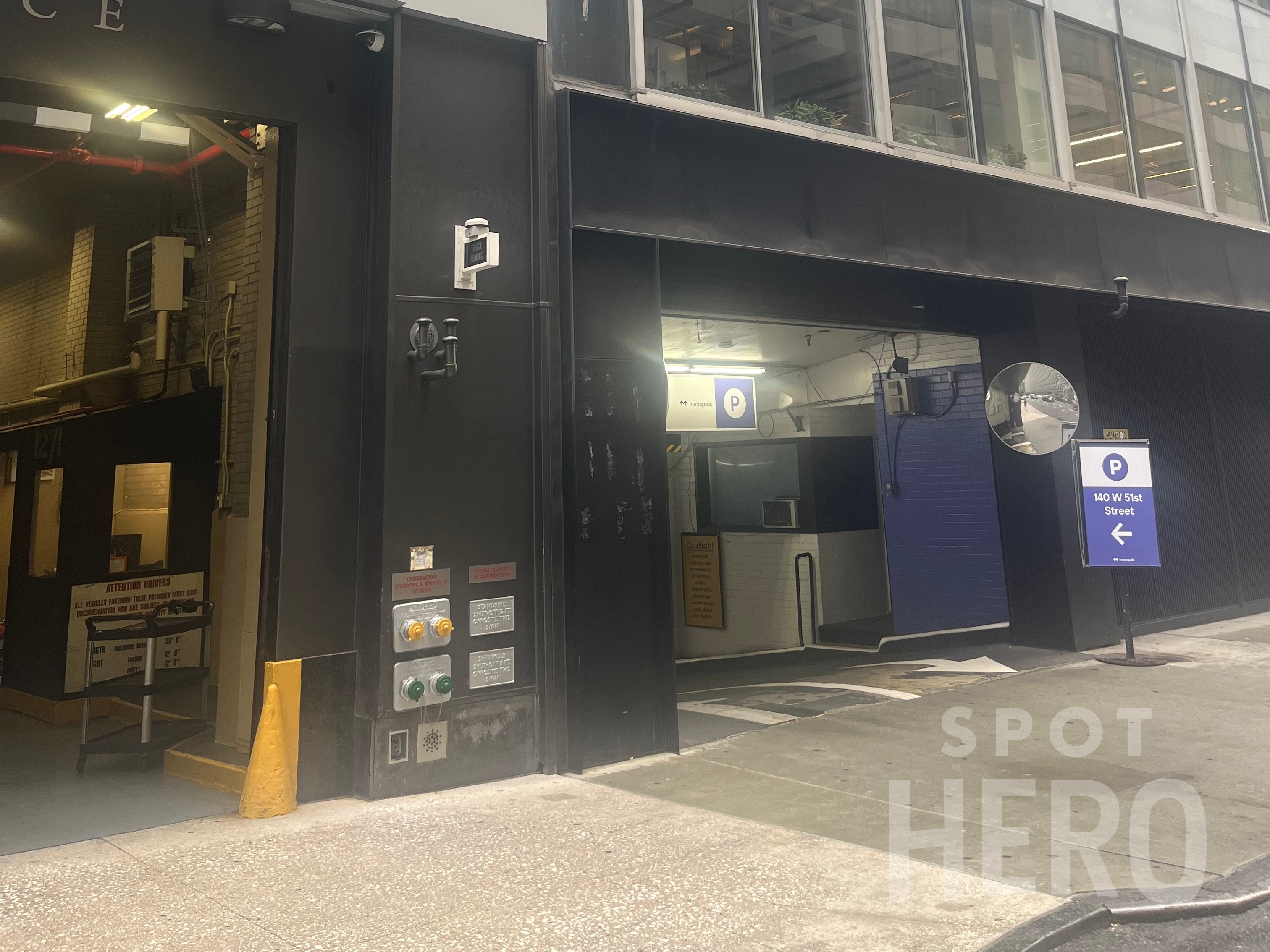 Photo of 140 W 51st St. - Valet Garage