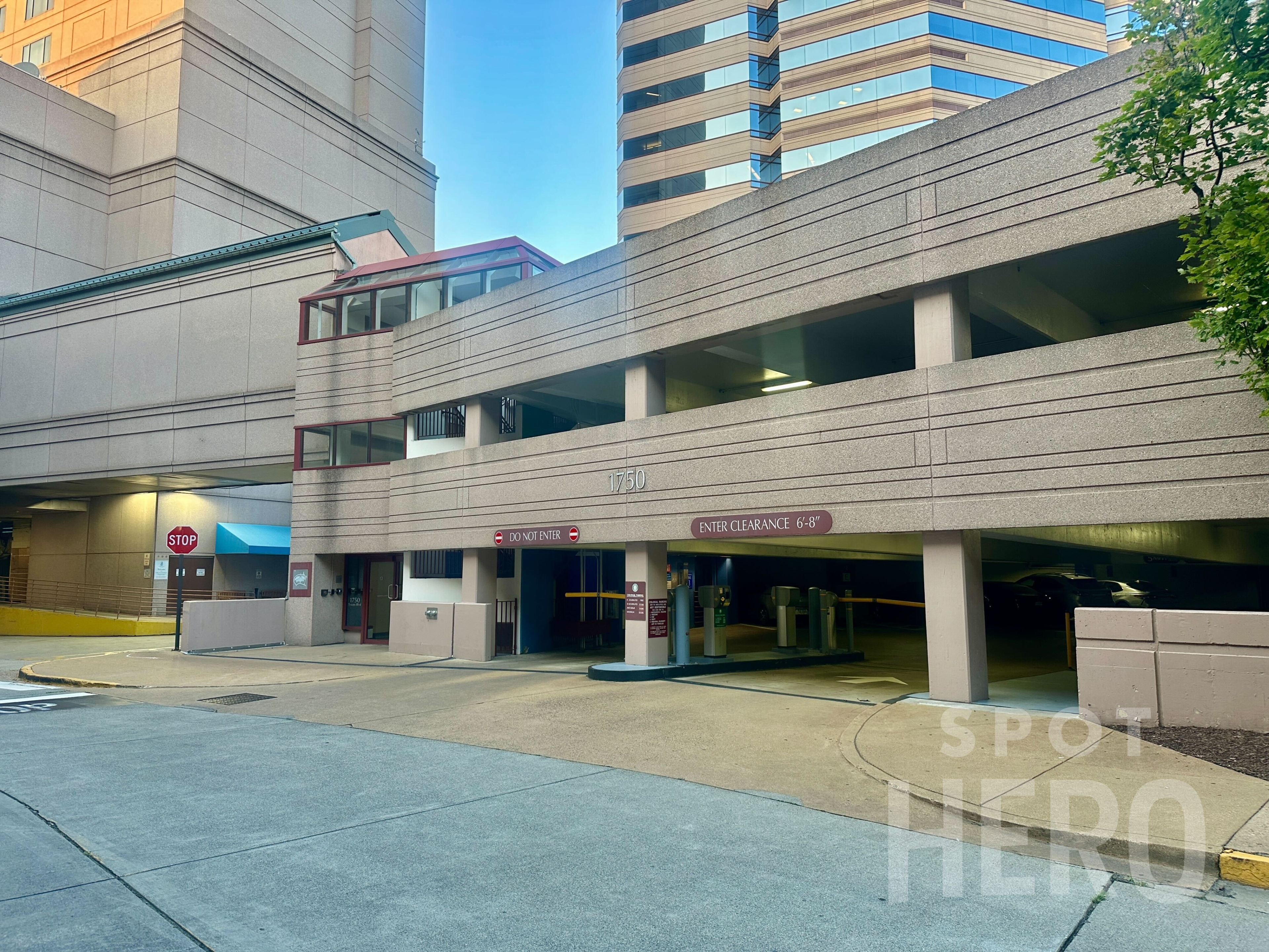 Photo of 1750 Tysons Blvd. - The Corporate Office Center Tysons II Garage (Lot 518)