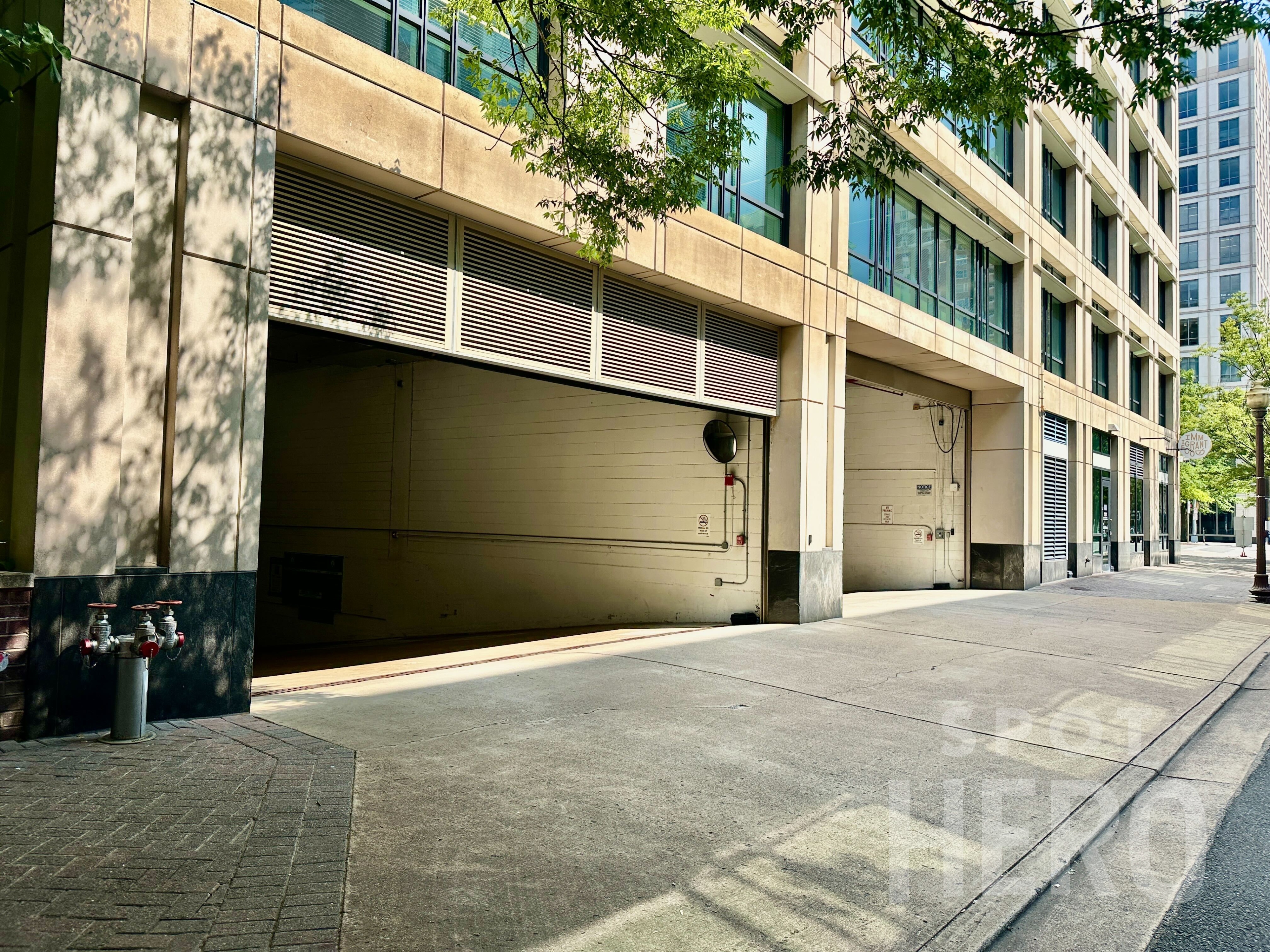 Photo of 4245 N Fairfax Dr. - Nature Conservatory Garage (Lot 499)