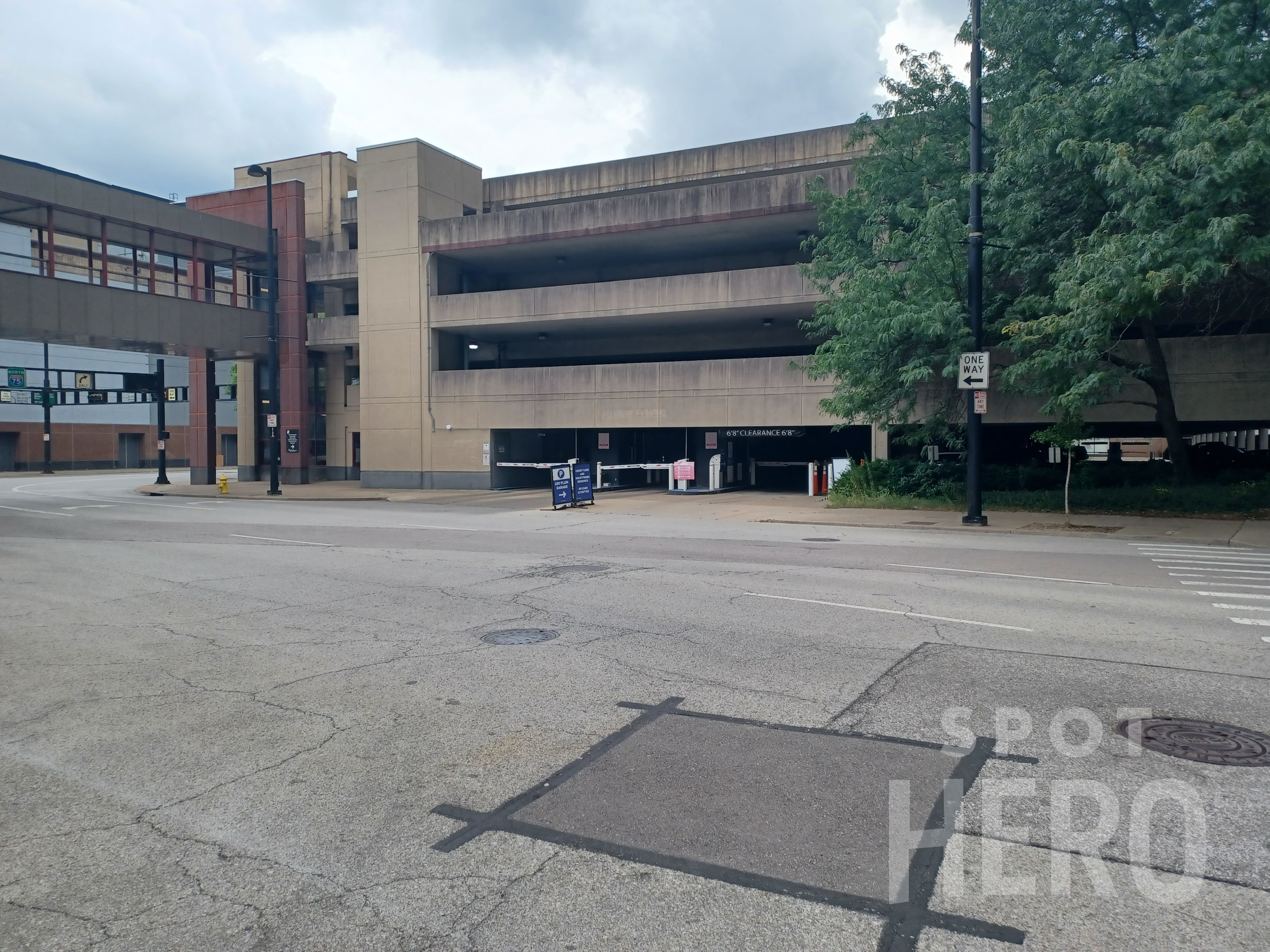 Photo of 605 Plum St. - Garage