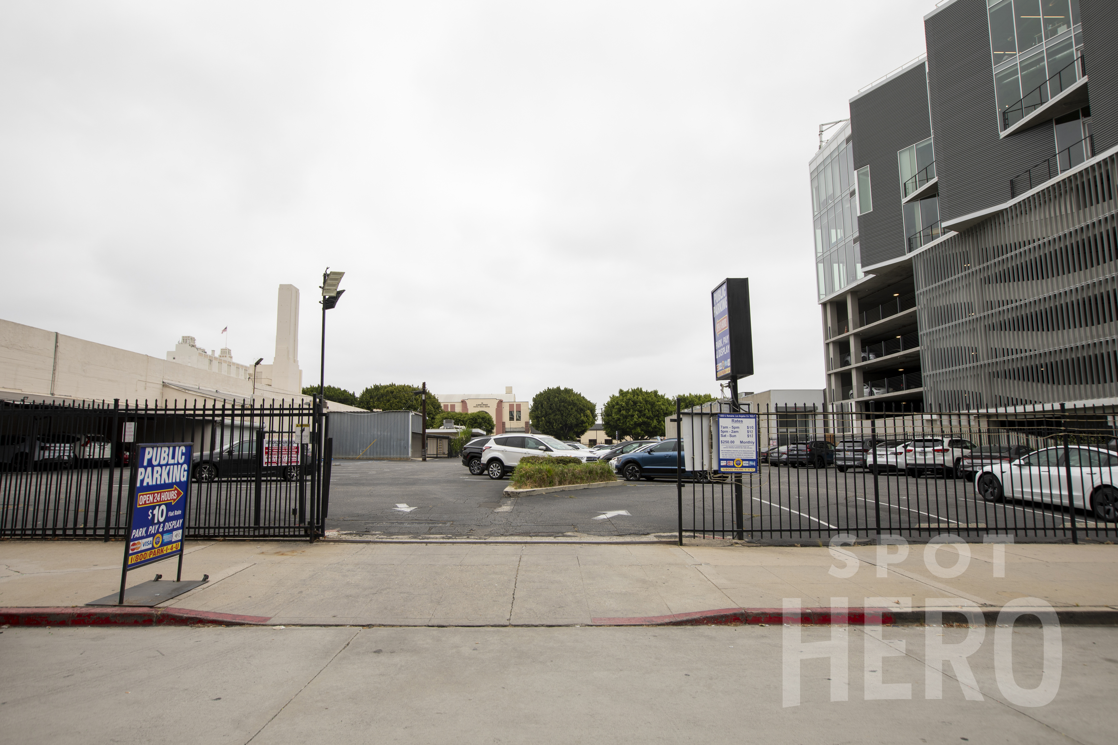 Photo of 940 N Sycamore Ave. - Lot