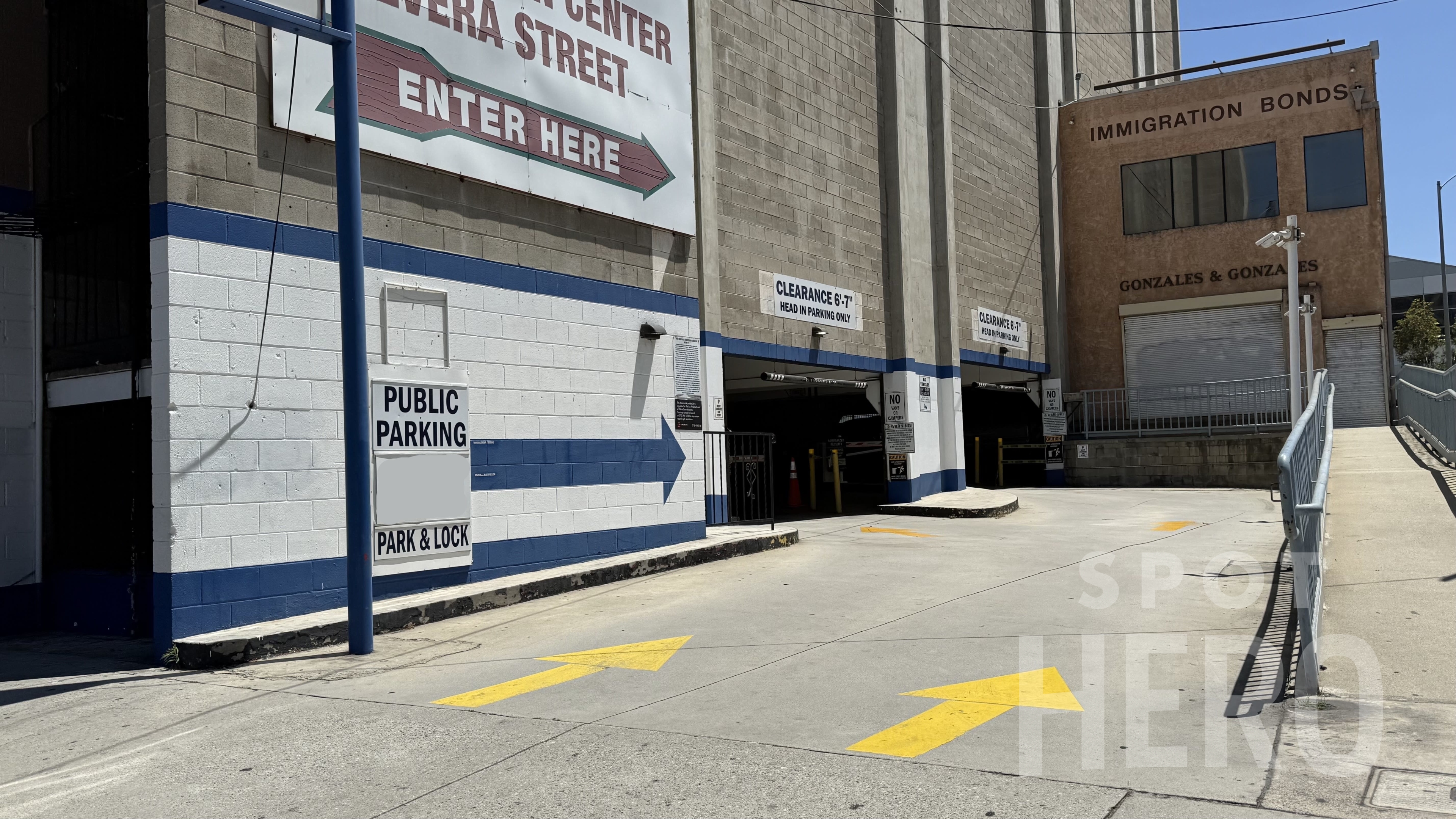 Photo of 414 E Commercial St. - Garage