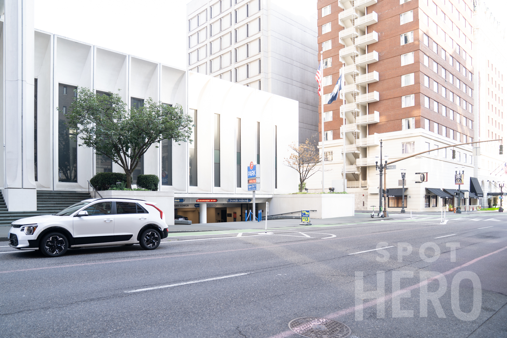 Photo of 403 SW Broadway (707 SW Washington St.) - Union Bank Garage