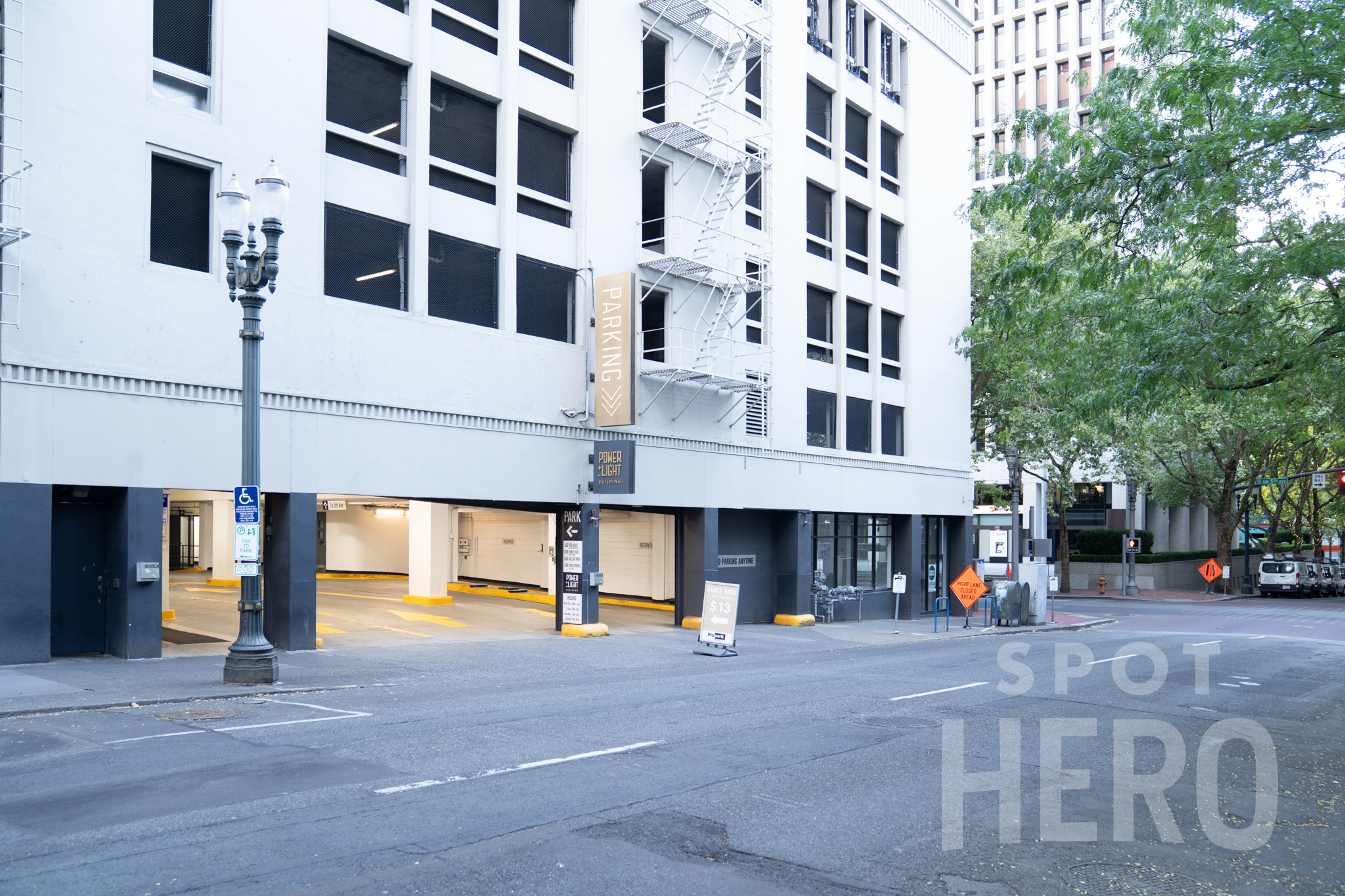 Photo of 515 SW Salmon St. - Power & Light Garage