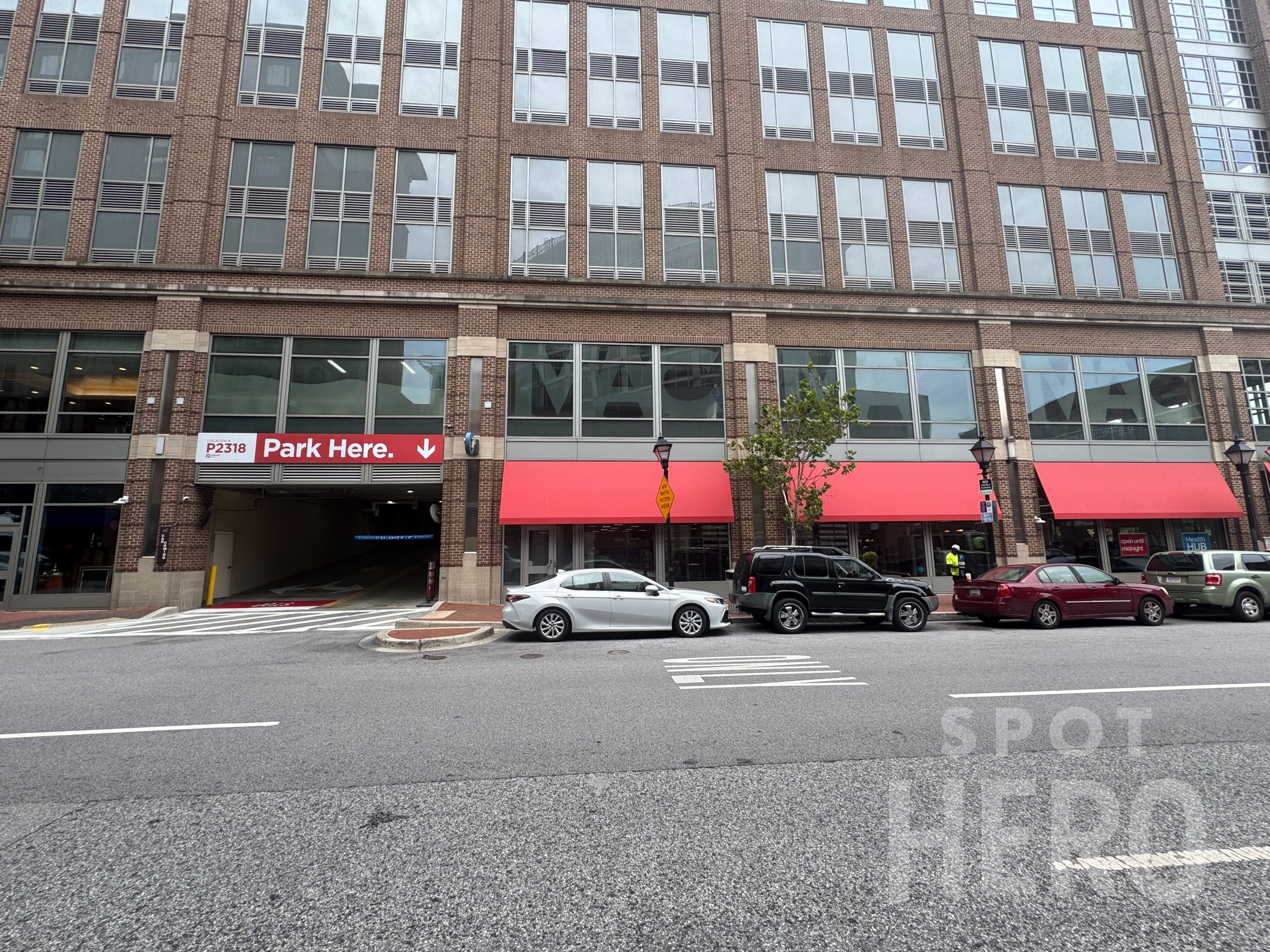 Photo of 650 S Exeter St. - Exeter Garage (P2318)