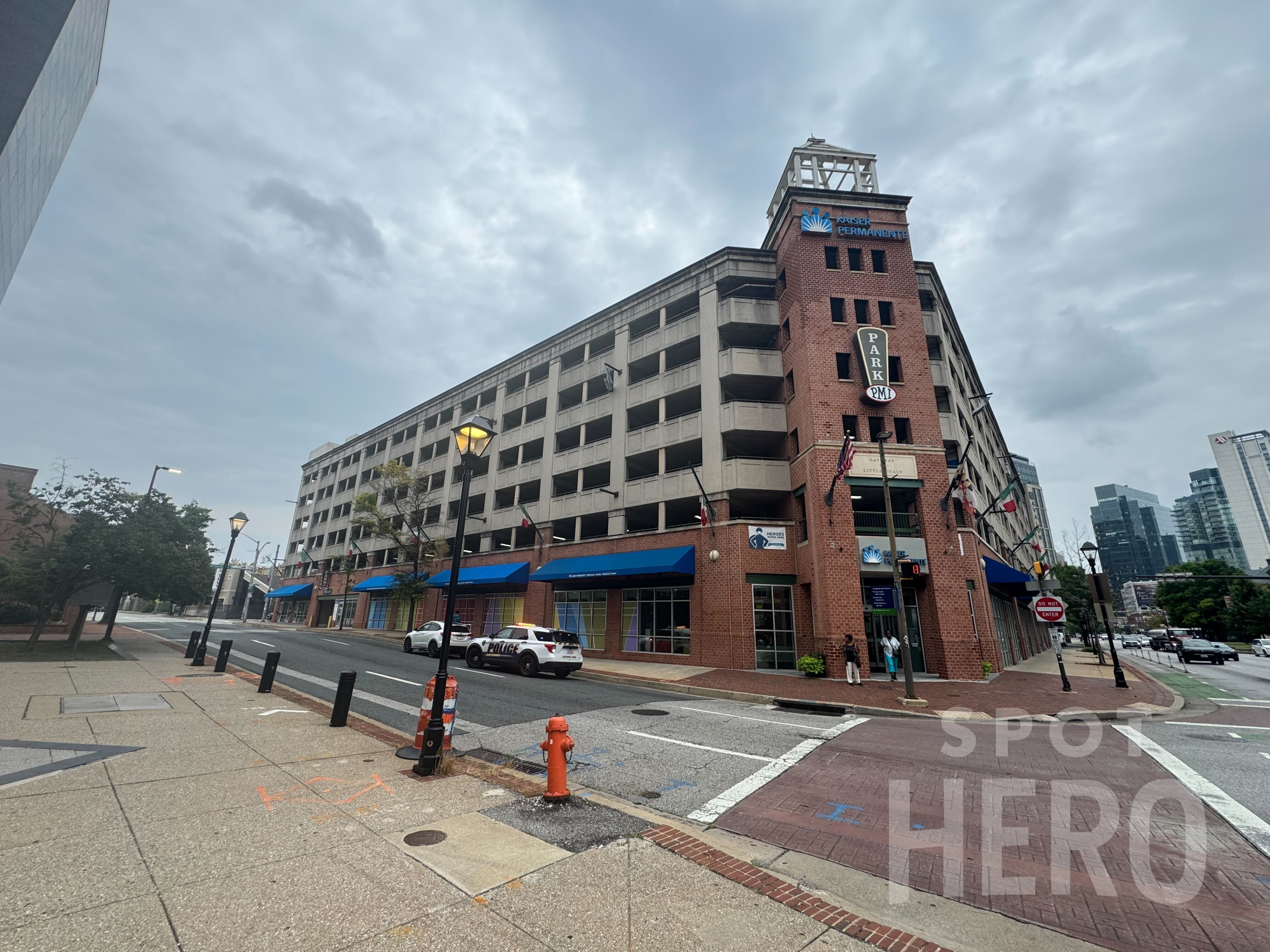 Photo of 815 E Pratt St. - Garage