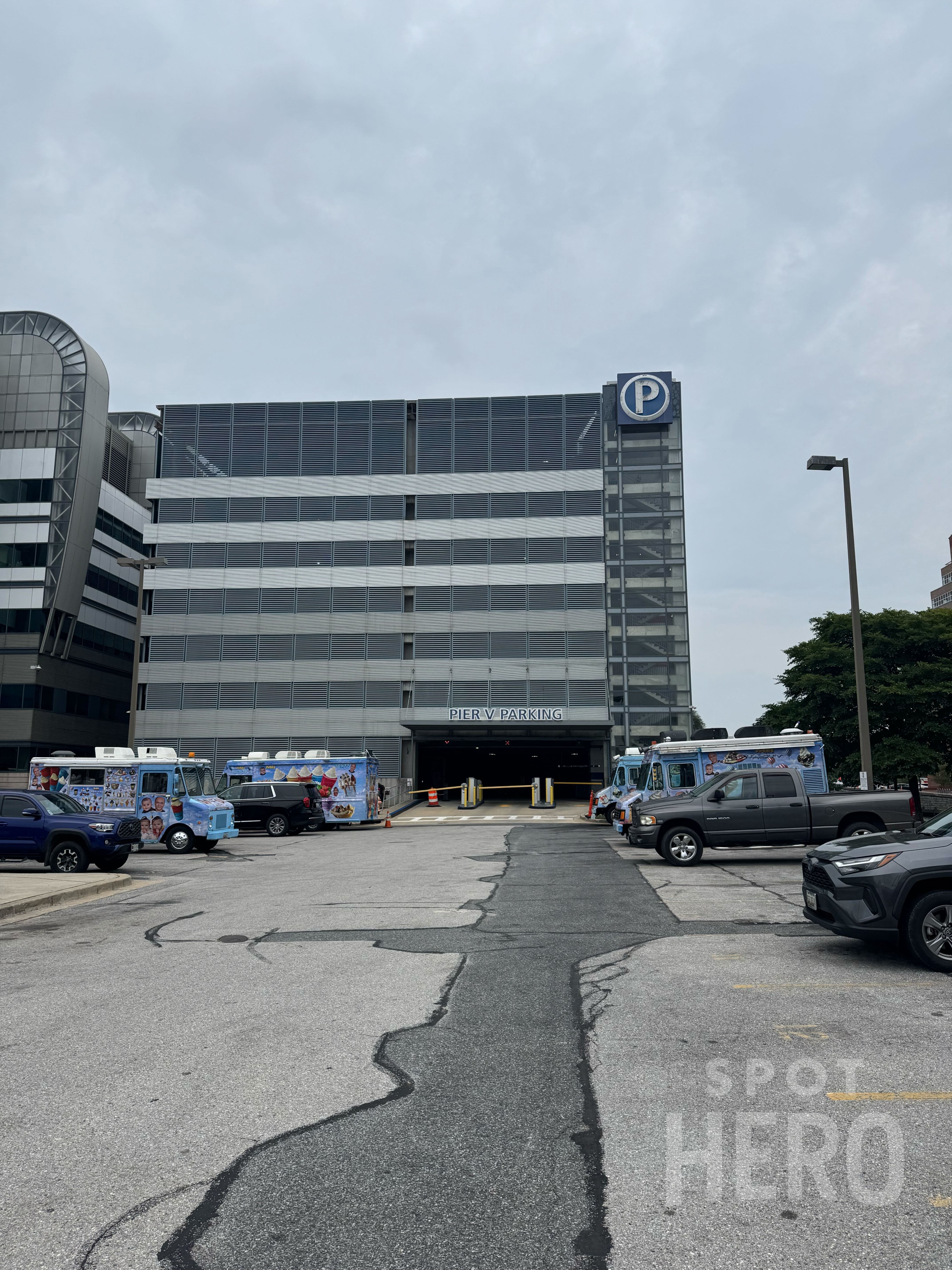 Photo of 711 E. Pratt St. - Pier V Parking