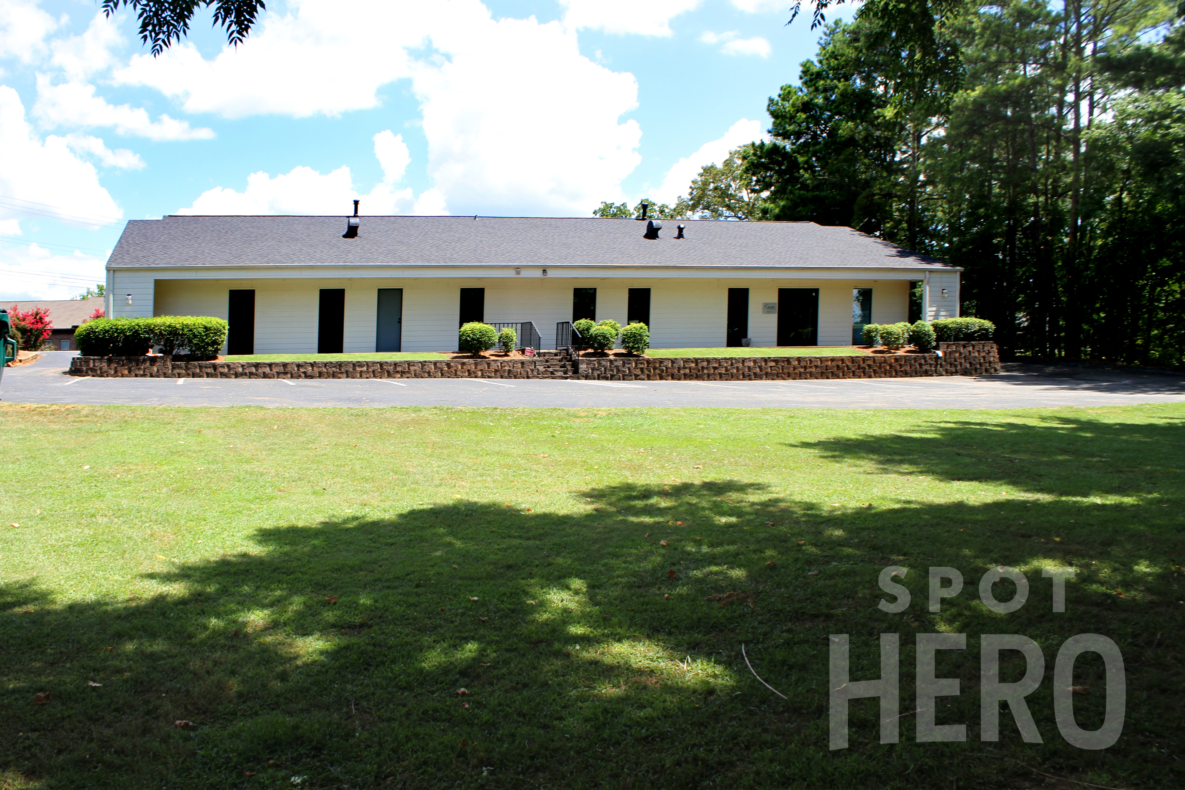 Photo of 2424 Herodian Way - HP Spine Center Lot