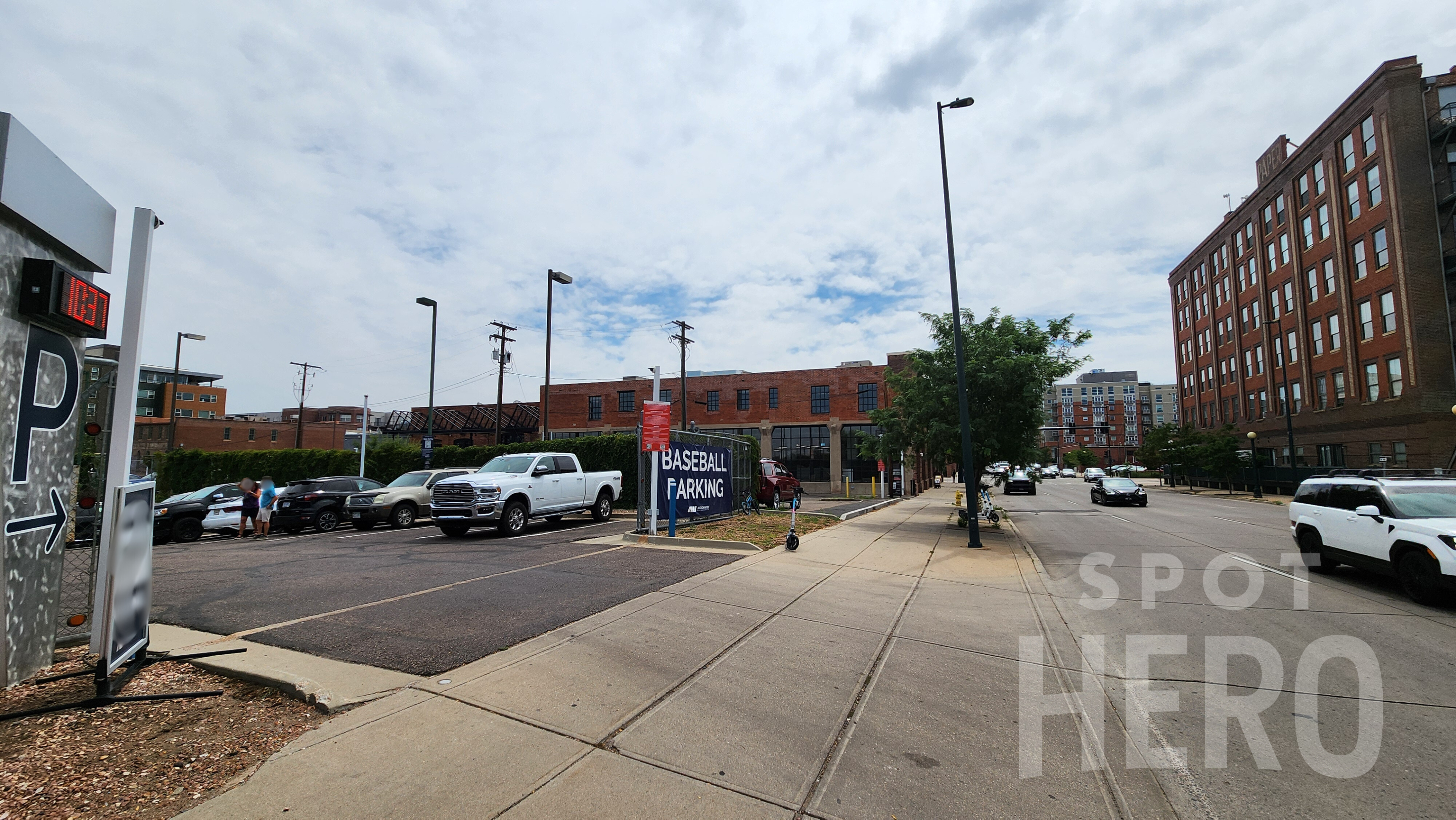 Photo of 1561 Park Ave. W (2399 Blake St.) - Lot