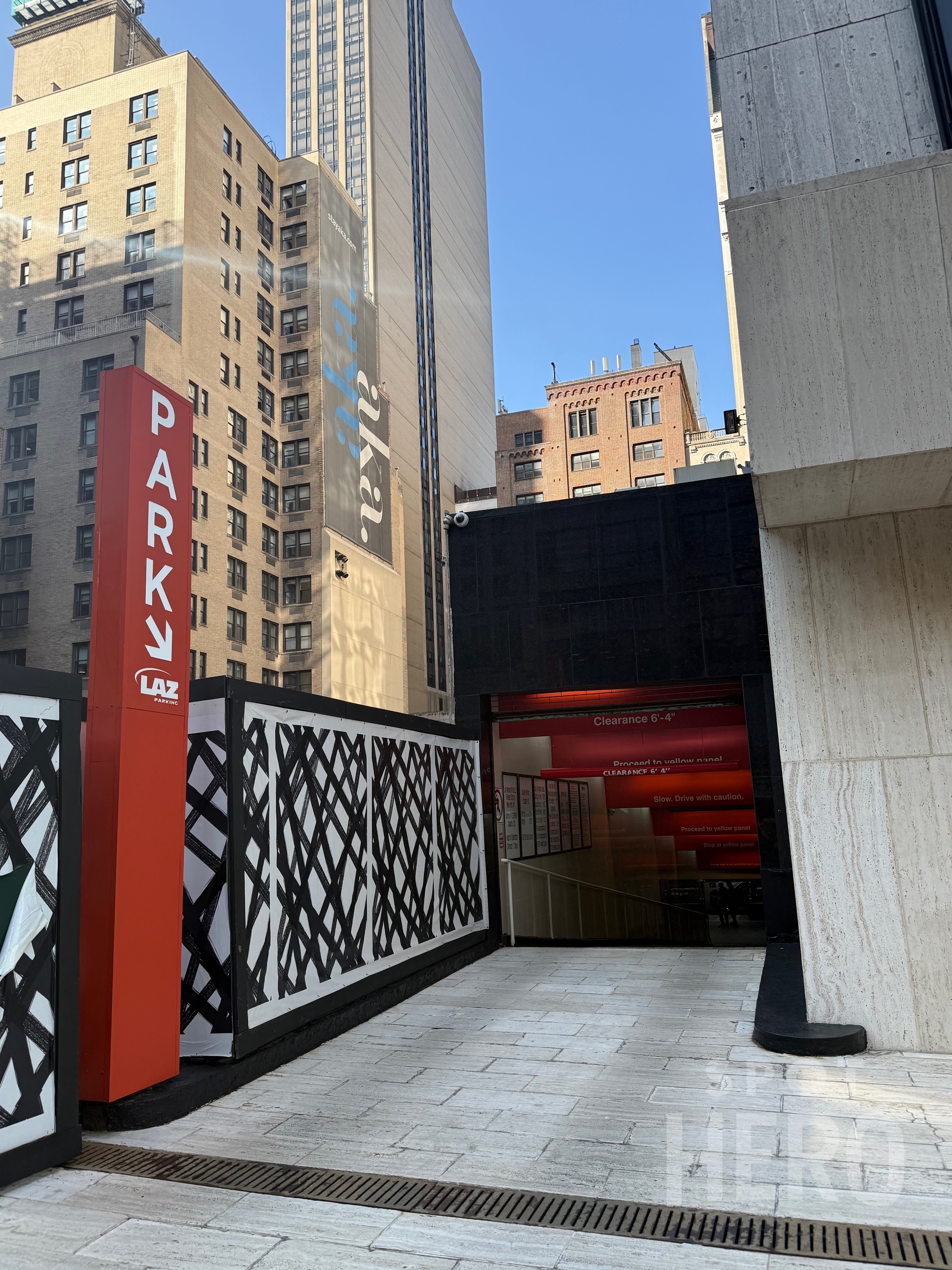 Photo of 9 W 57th St. - Solow Building Valet