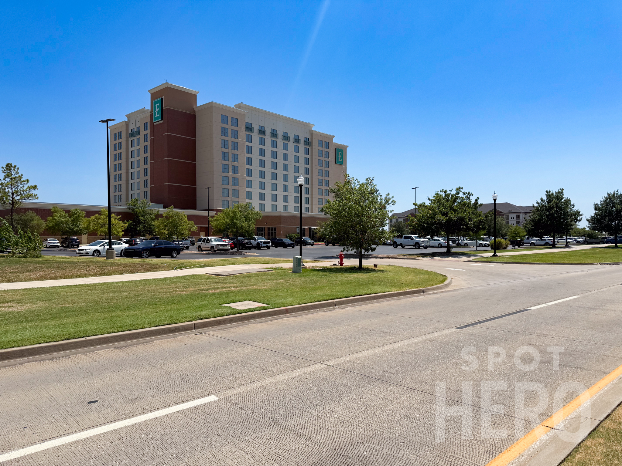 Photo of Embassy Suites by Hilton Norman & Conference Cntr. - 2501 Conference Dr