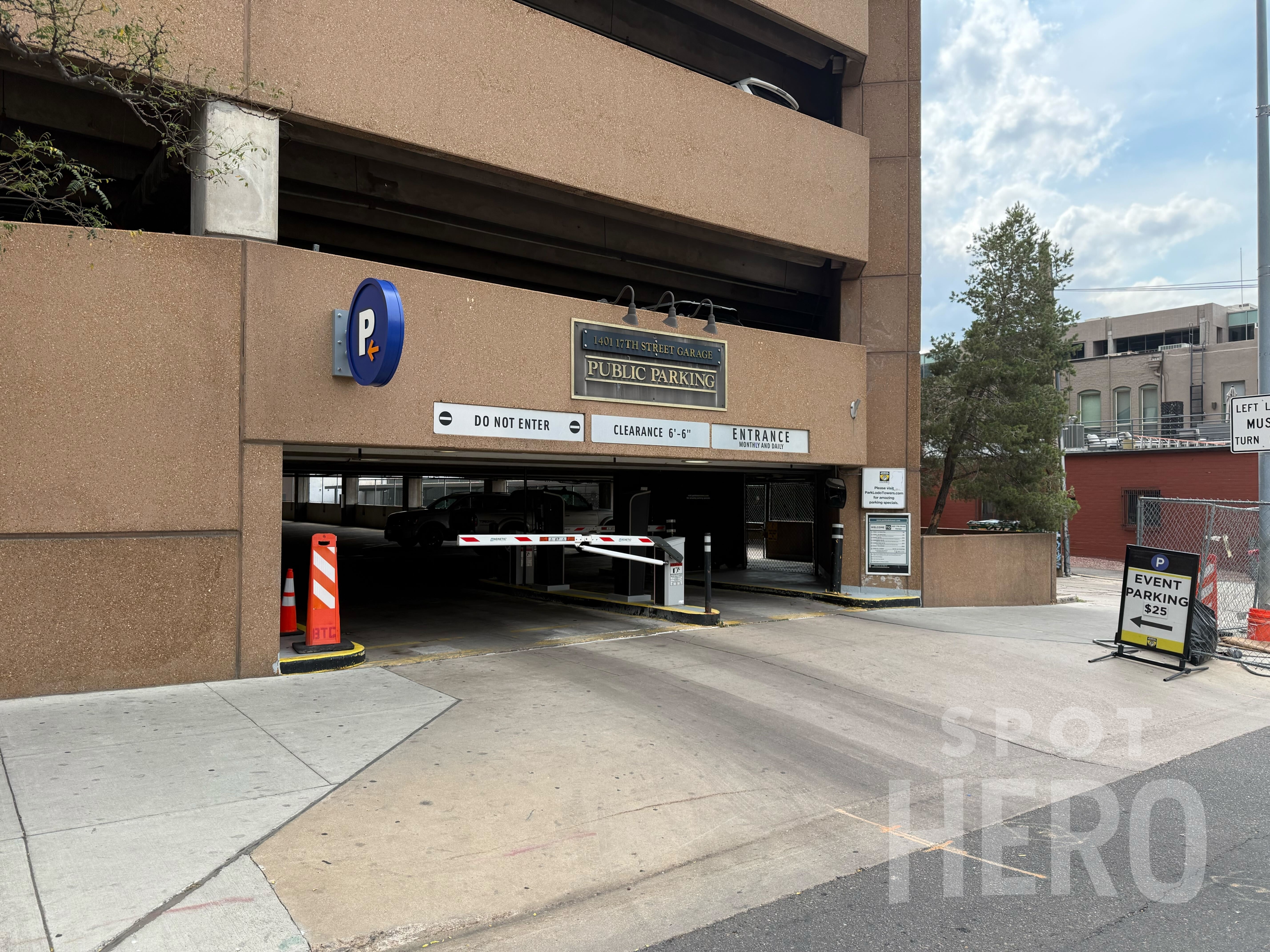 Photo of 1401 17th St. - Alamo Plaza Garage