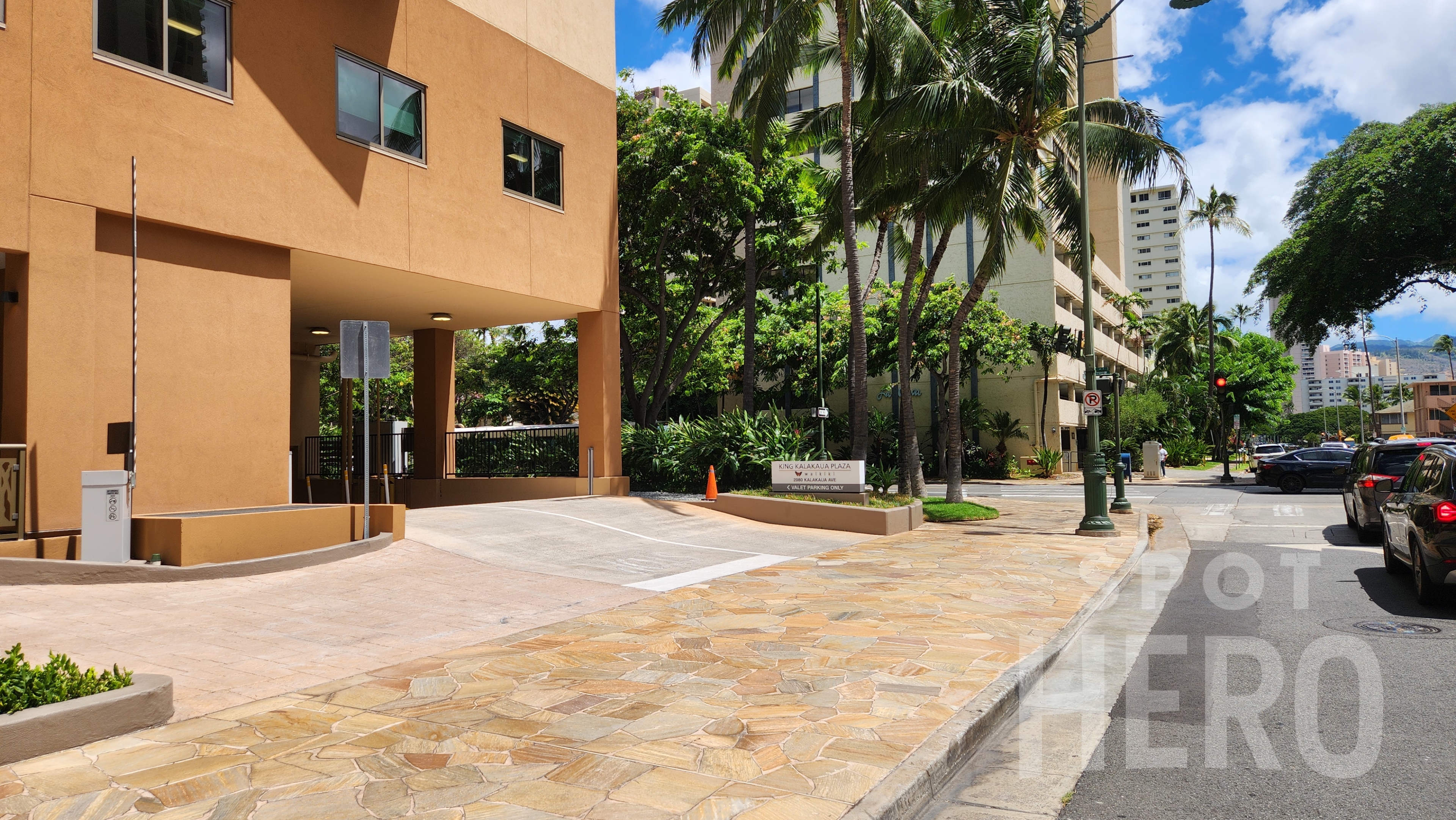 Photo of 374 Kalaimoku St. - King Kalakaua Plaza Valet Garage