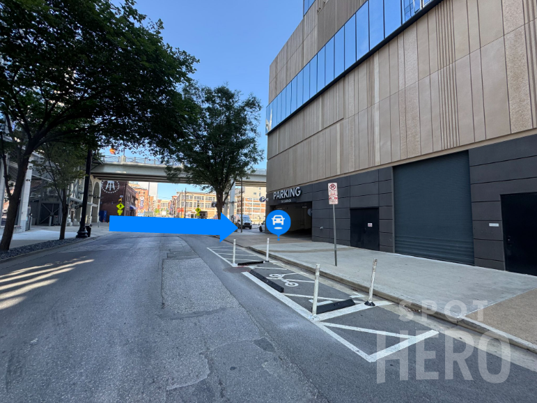 Photo of 150 2nd Ave. S (100 Demonbreun St.) - Four Seasons Garage