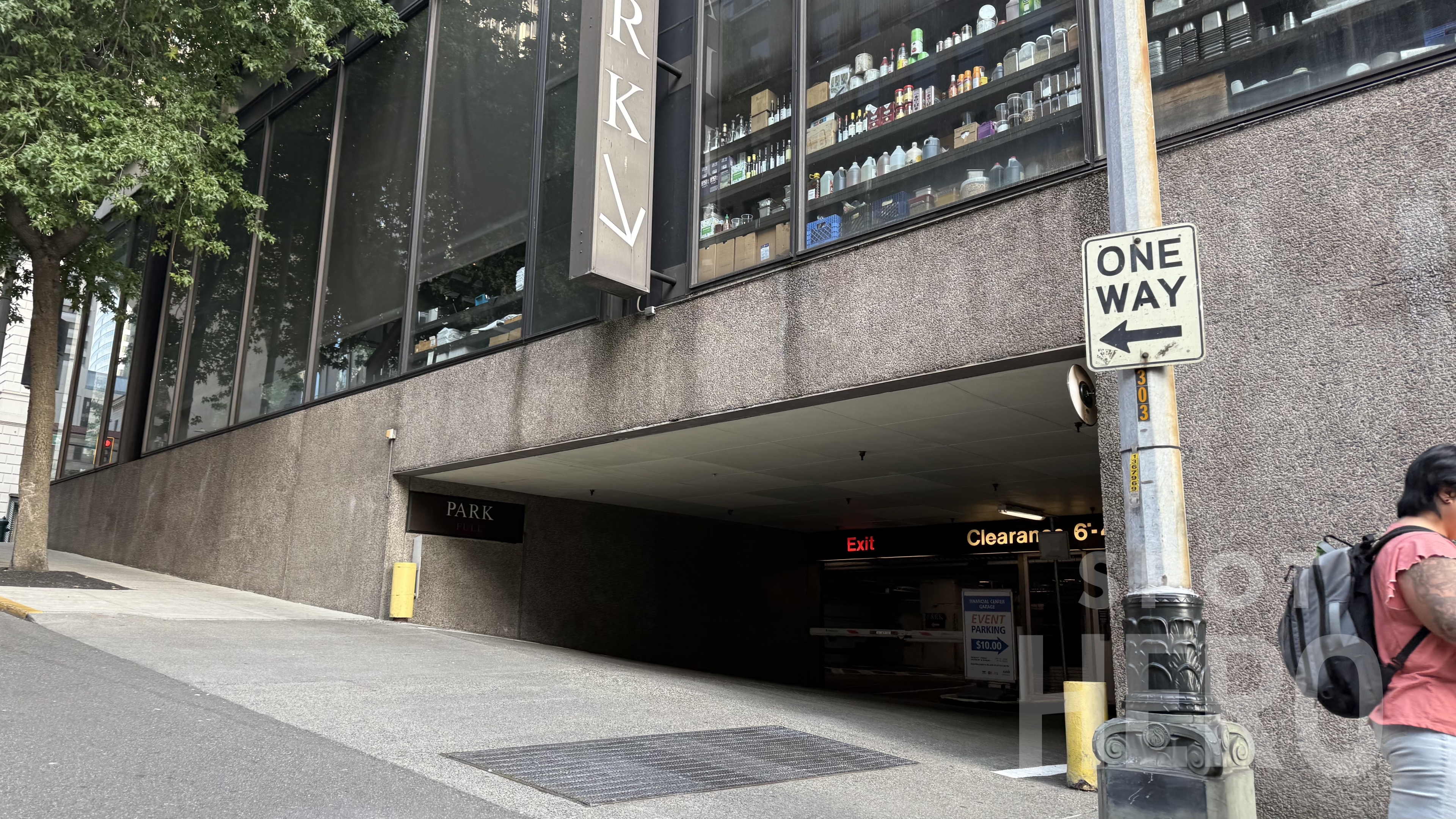 Photo of 324 University St. - Financial Center Garage