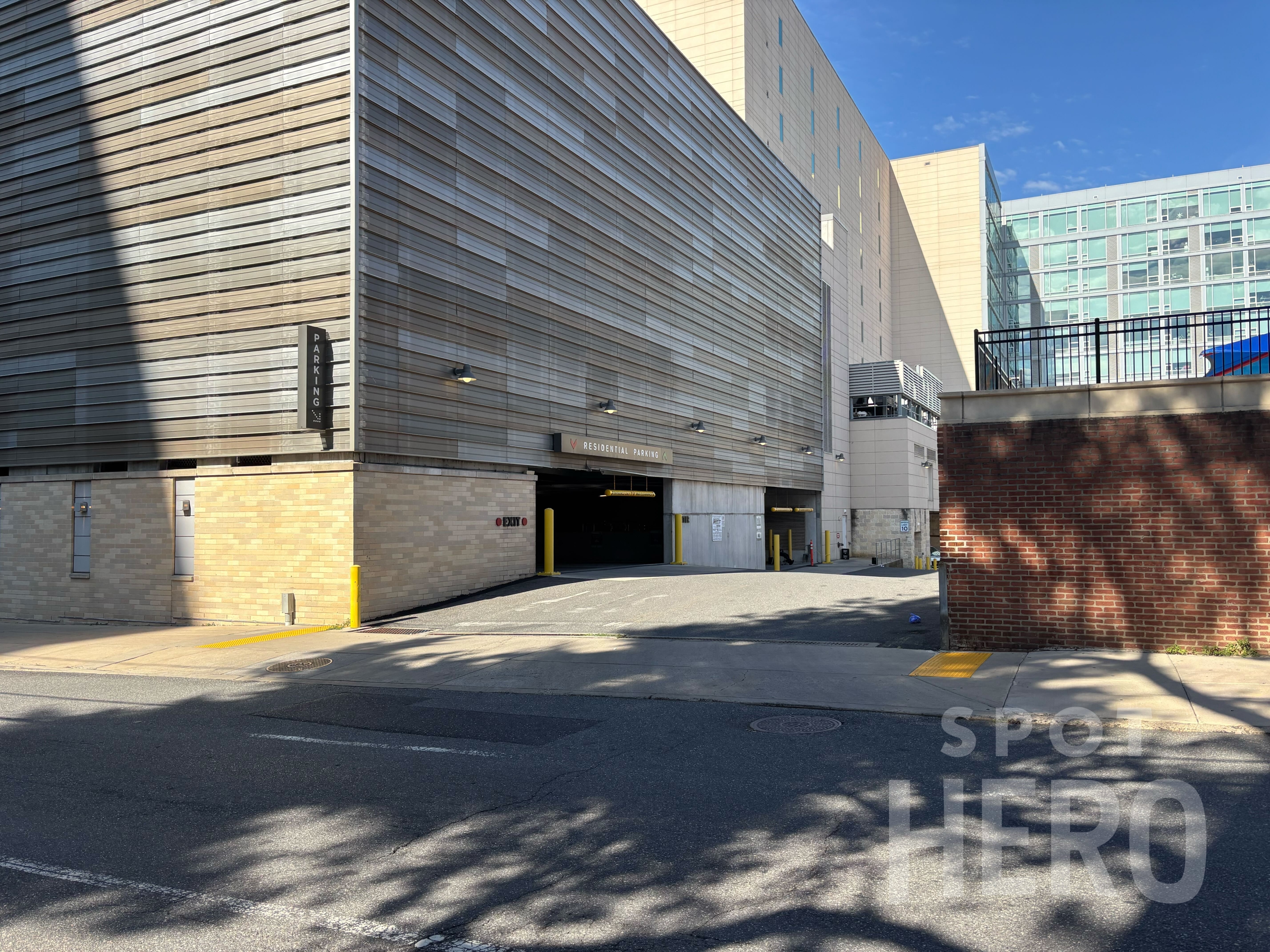 Photo of 500 N 21st St. - Dalian on the Park - Garage
