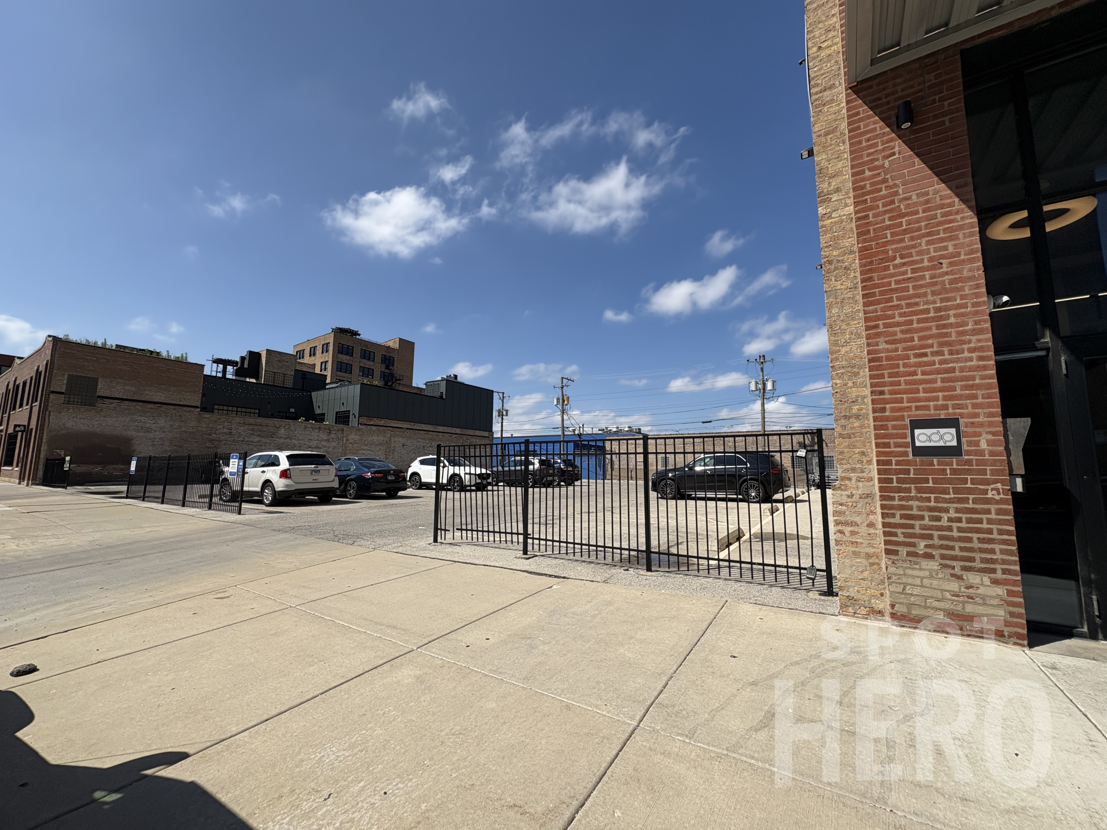Photo of 1500 W Carroll Ave.