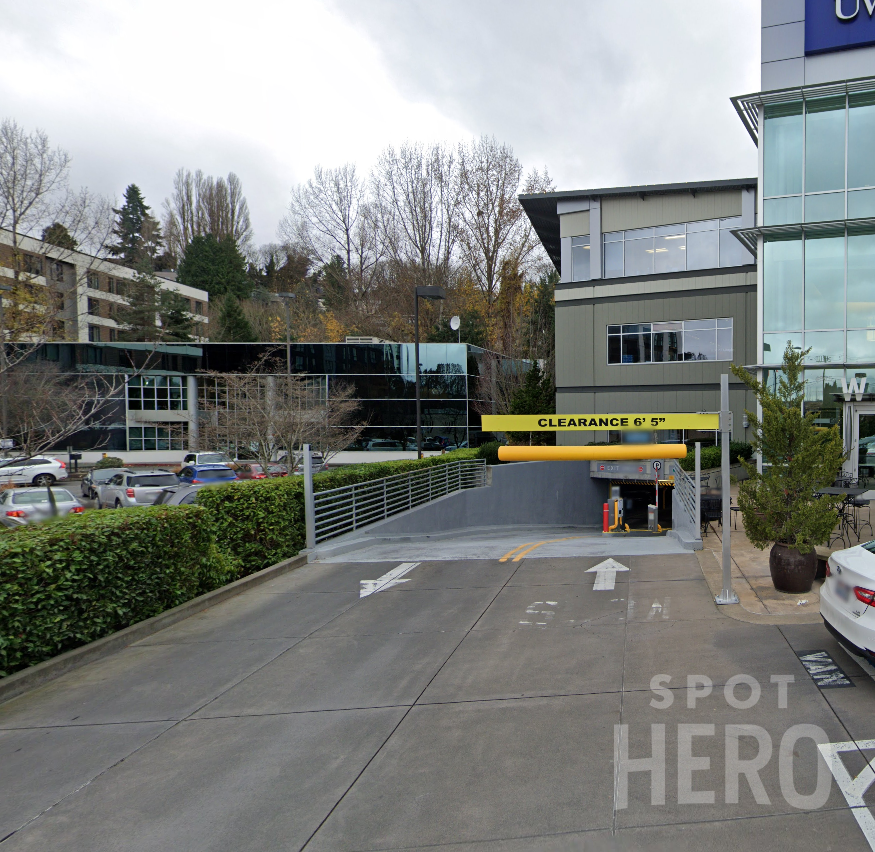 Photo of 4926 25th Ave. NE - Northcut Landing Garage (164)